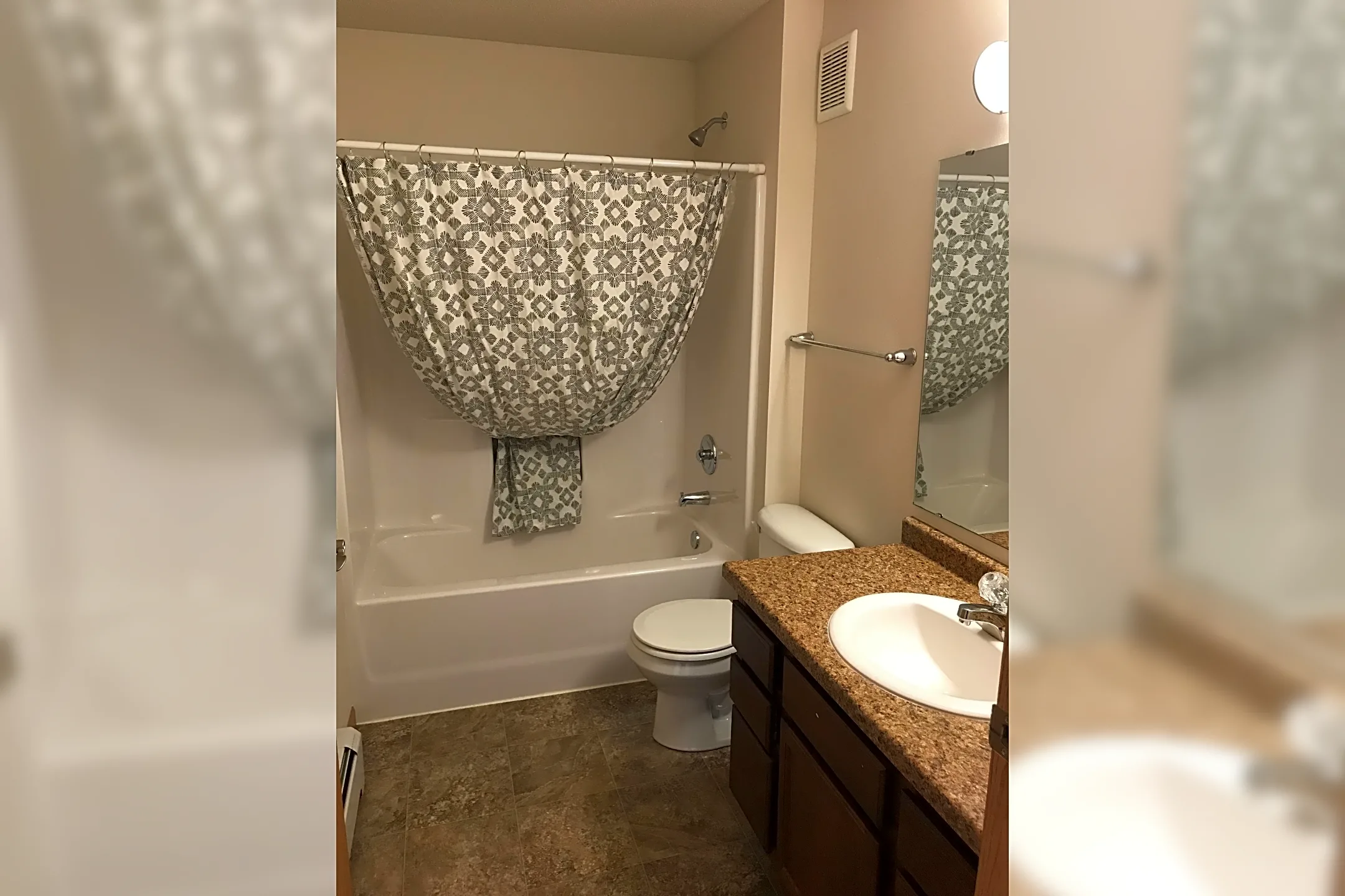 Bathroom - Westport Apartments - Fargo, ND