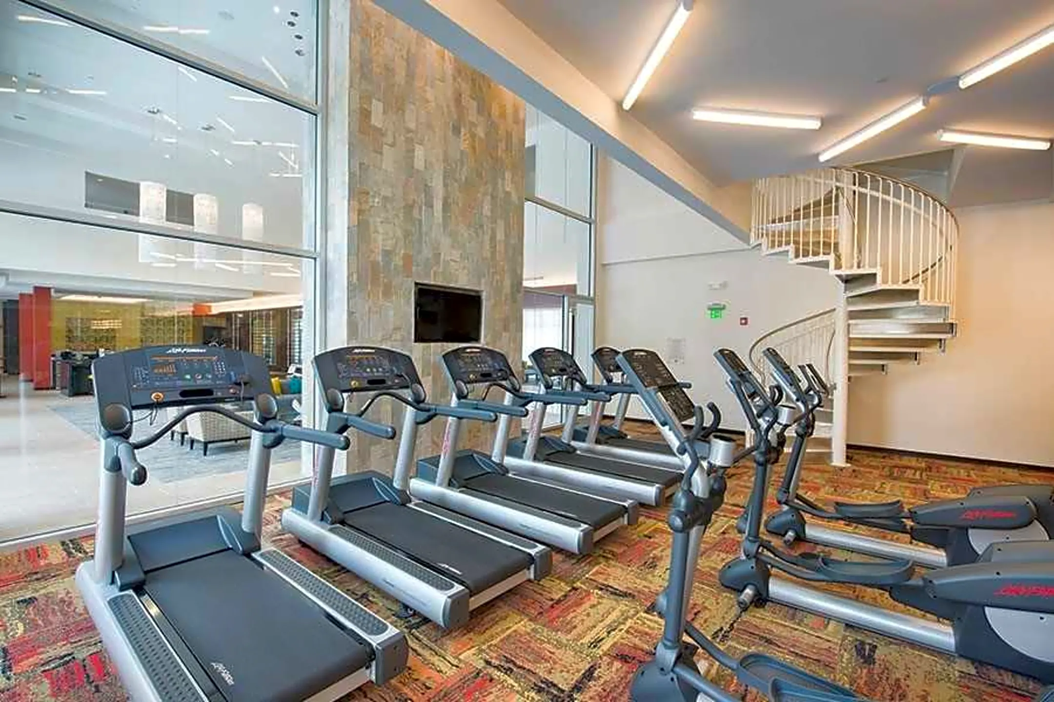 Fitness Weight Room - Apartments at Stone Oak - San Antonio, TX