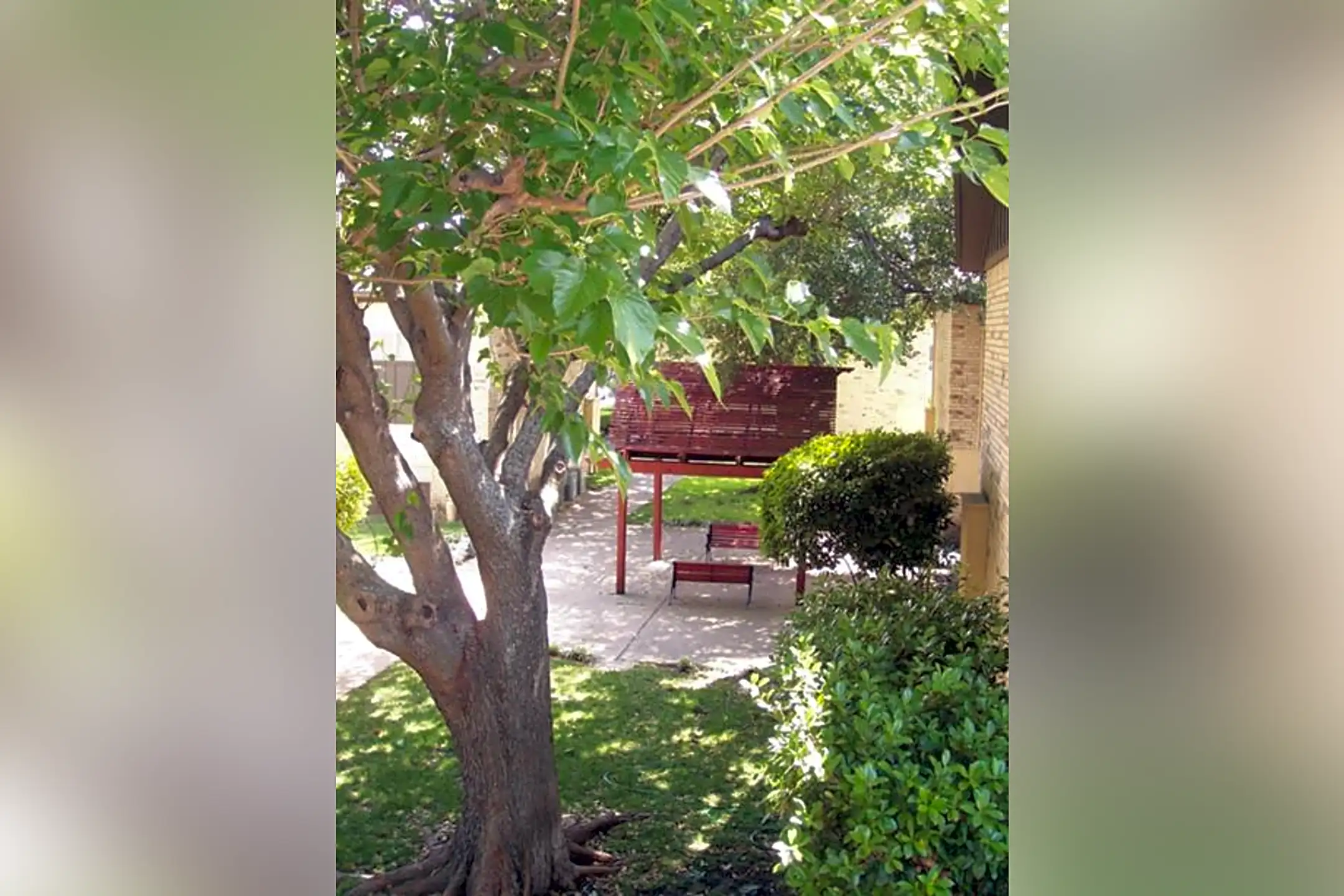 Redbird Village Apartment Homes Duncanville, TX 75116