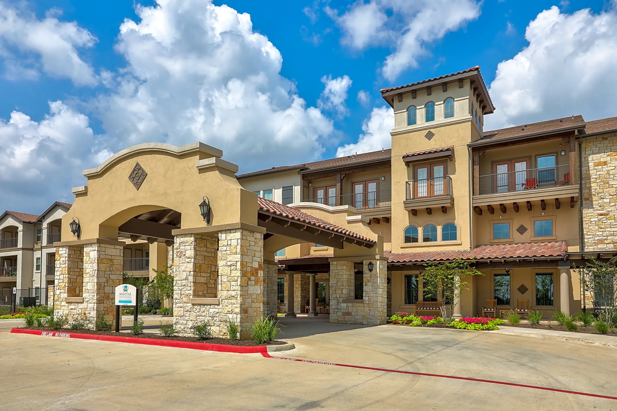 Building - Mariposa Apartment Homes at Clear Creek (Senior Living 55+) - Webster, TX