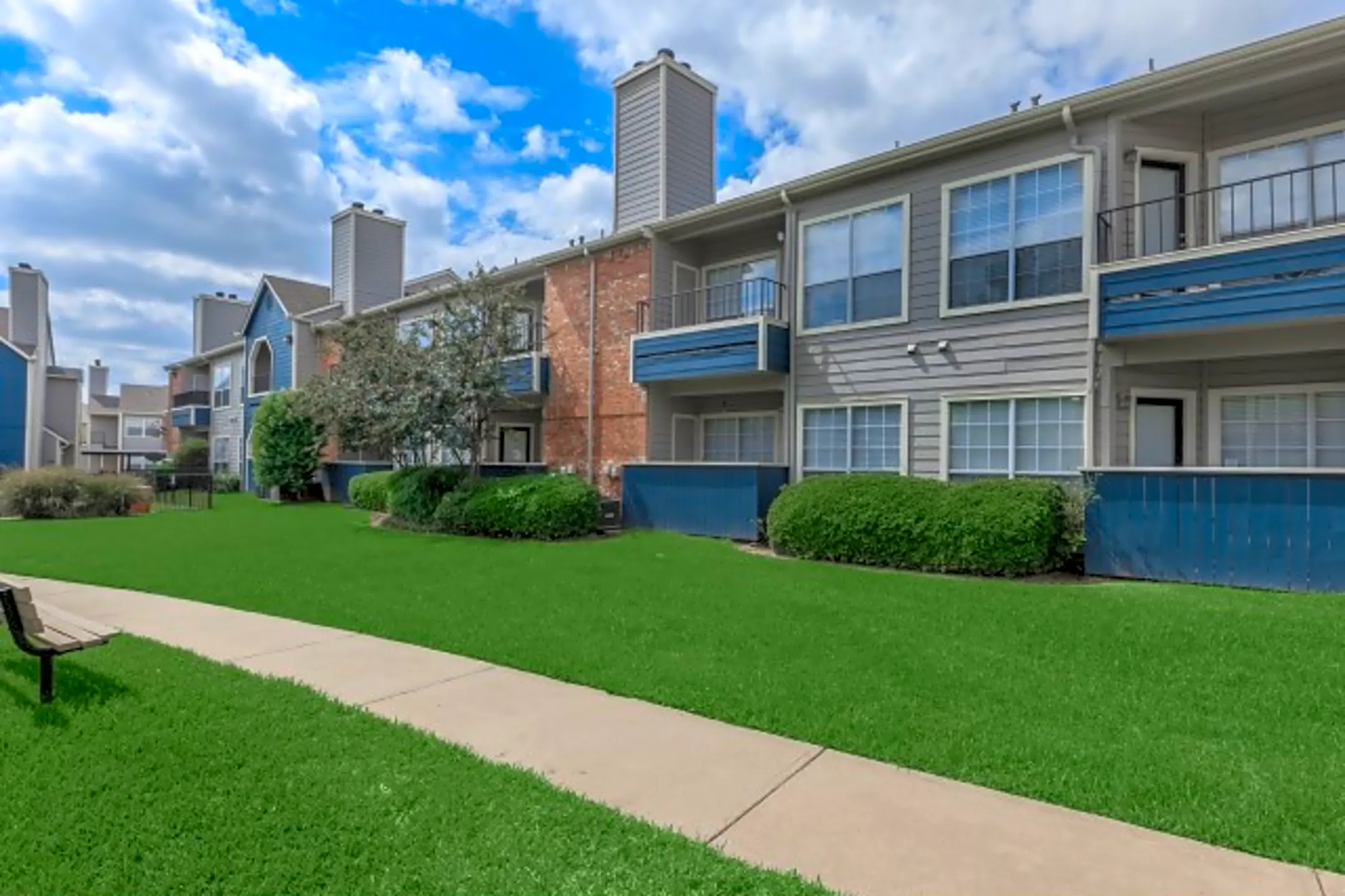 Huntington Meadows 2311 Stratton Ln Arlington, TX Apartments for