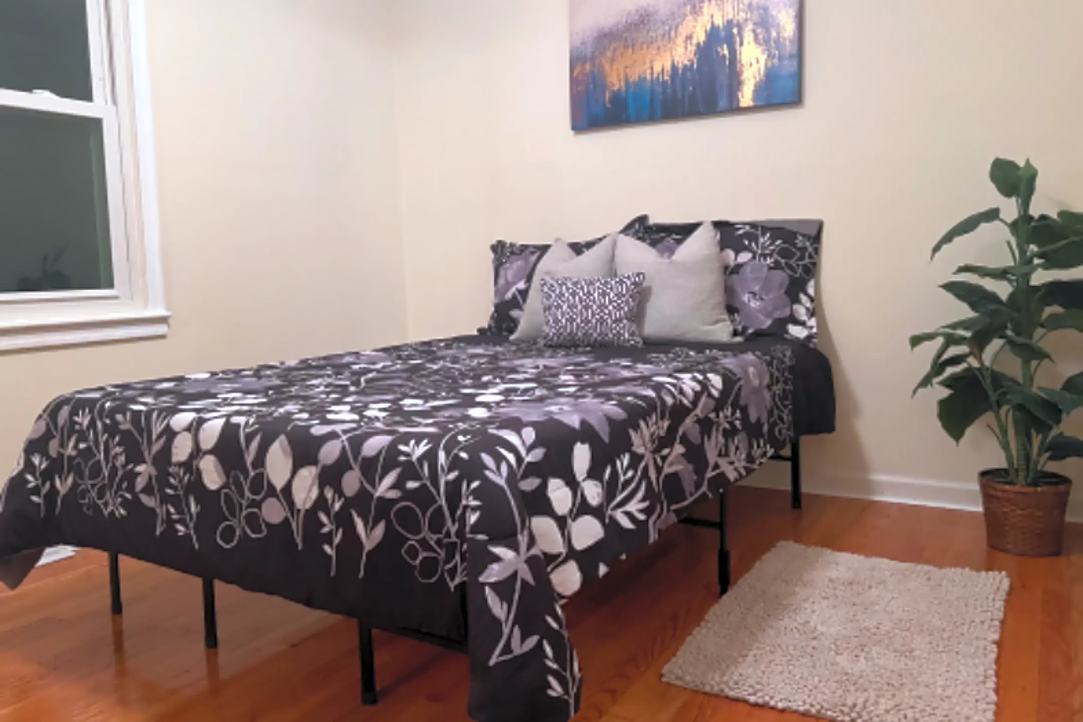 Bedroom - 12000 Surrey Cir Dr - Fort Washington, MD