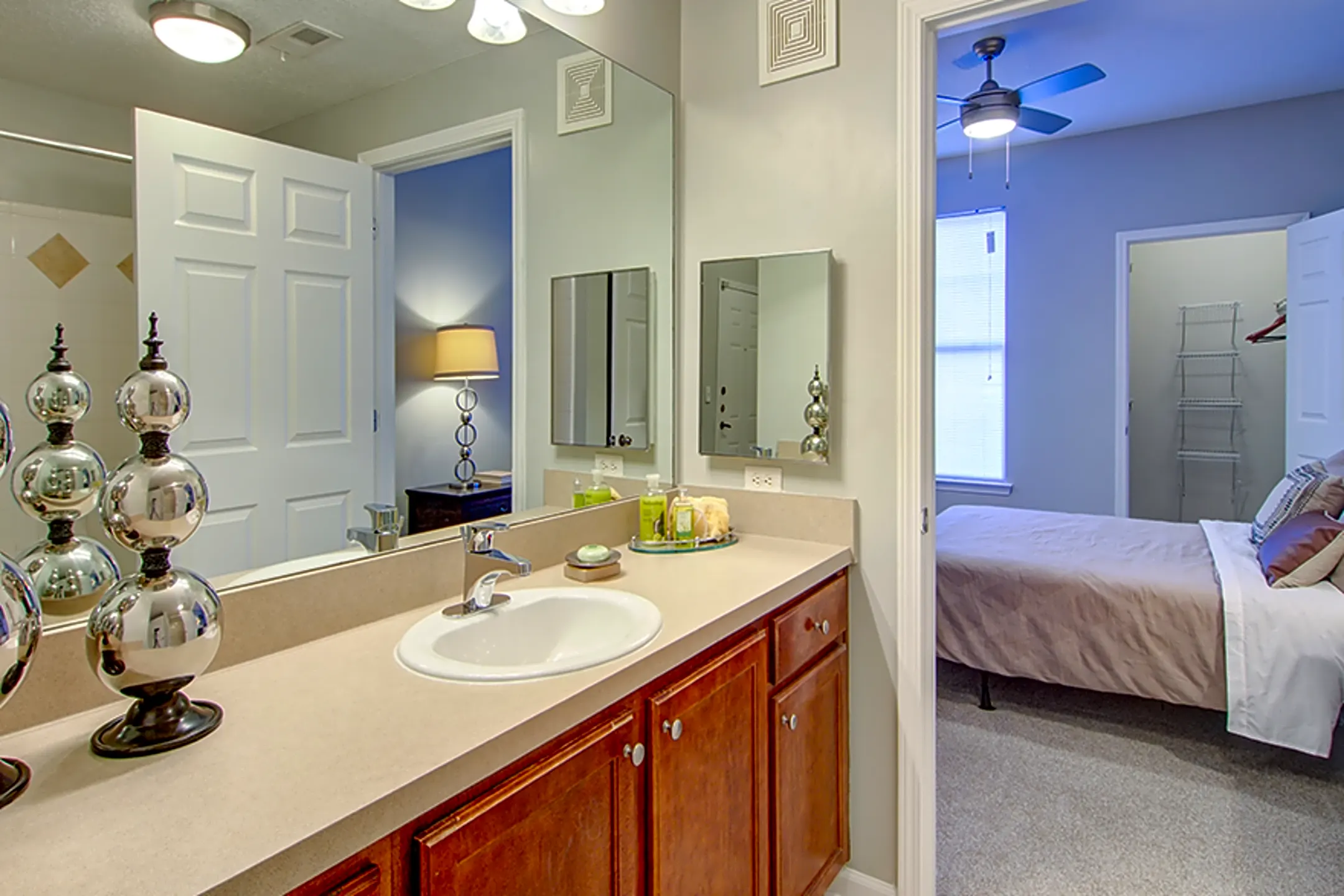 Landing Square 3378 Greenbriar Pkwy SW Atlanta, GA Apartments for