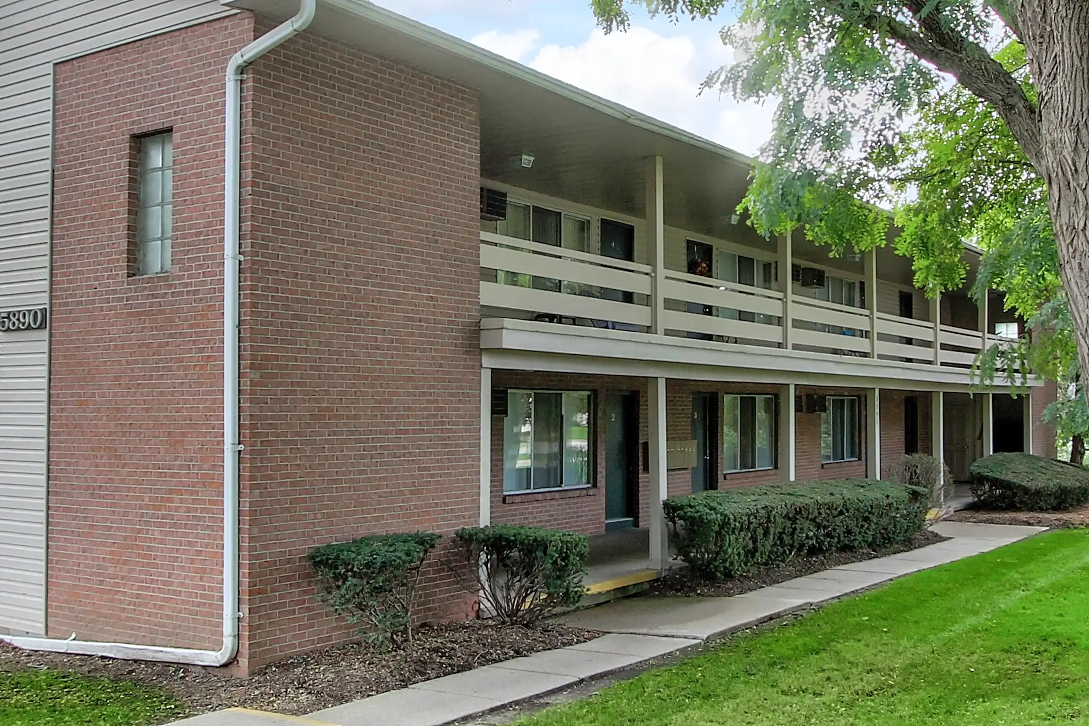 Meridian Apartments 5890 Marsh Rd Haslett, MI for Rent Rent.