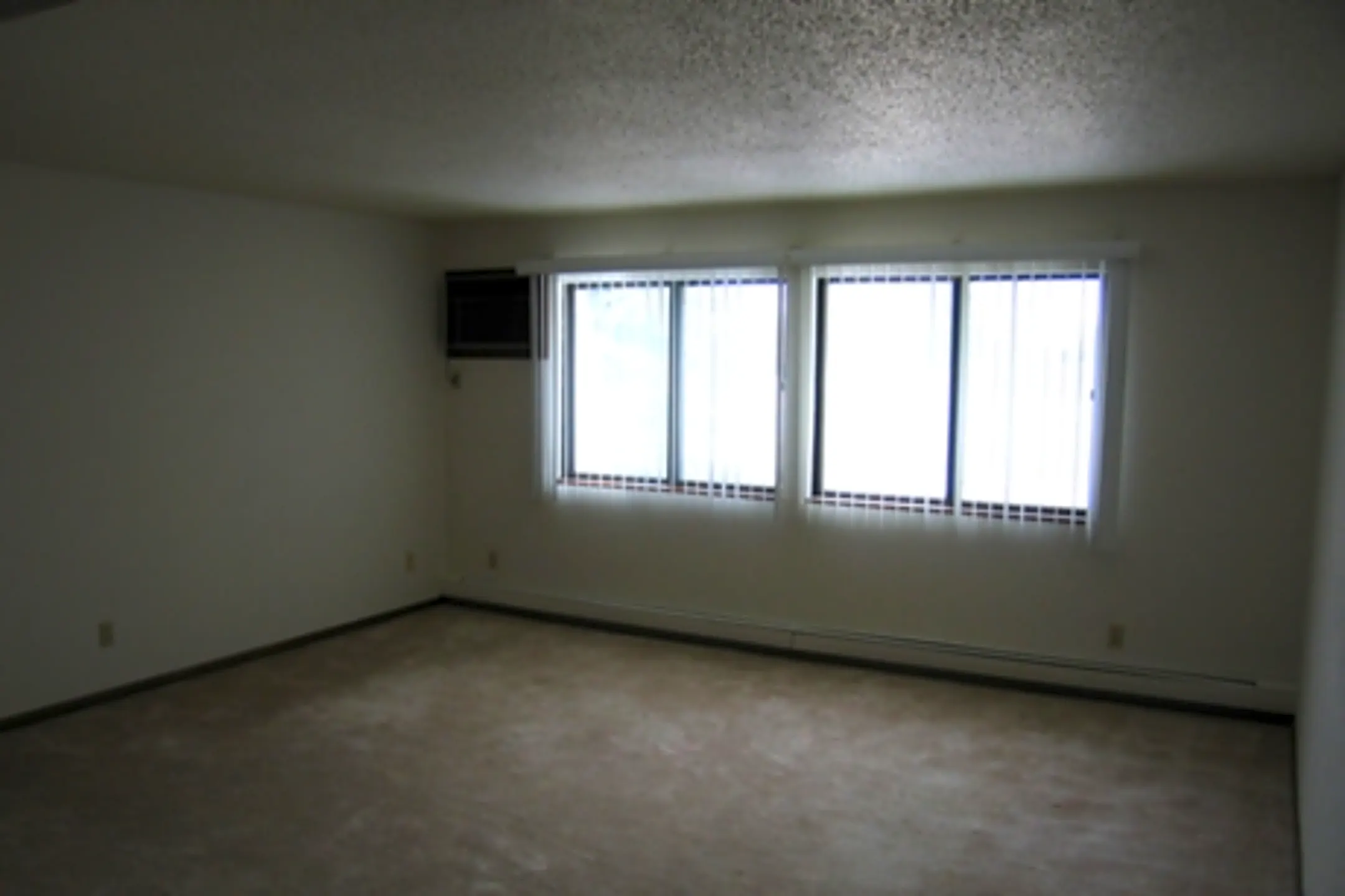 Oak Place Apartments Kimball, MN 55353