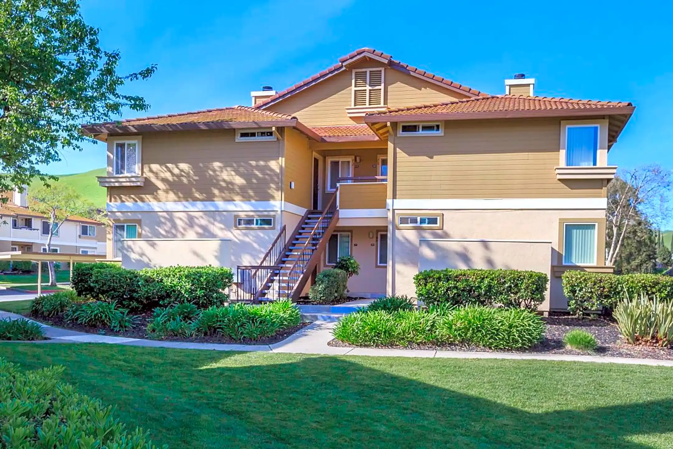 Woodland Hills Apartments Pittsburg, CA 94565