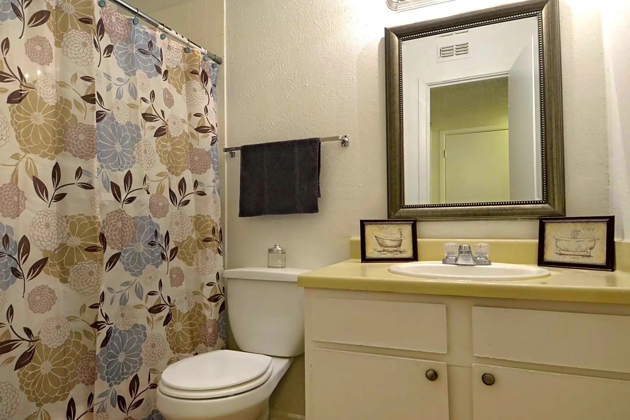 Bathroom - University Club Apartments - Lubbock, TX