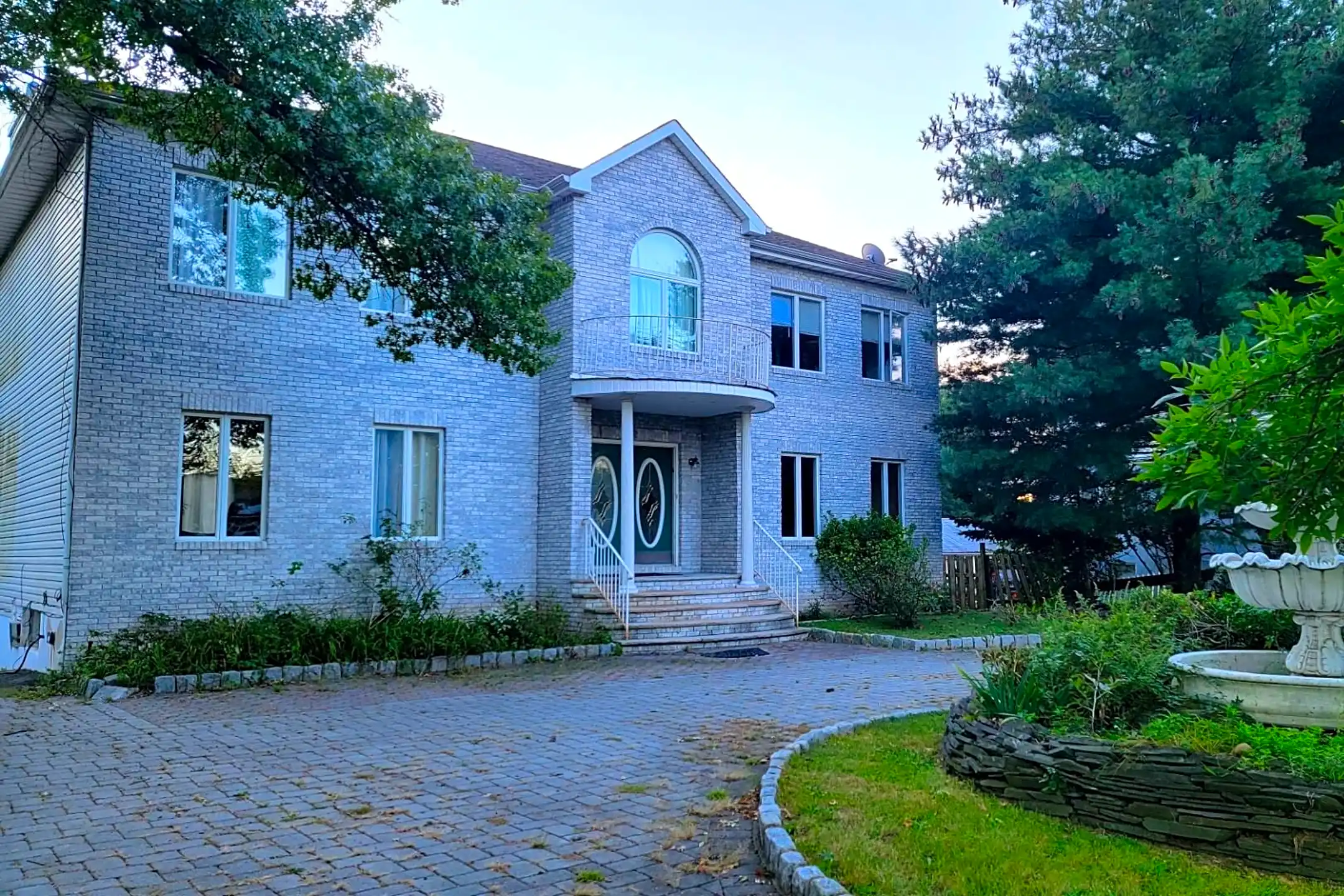 92 Forest Ave Paramus, NJ Houses for Rent Rent.