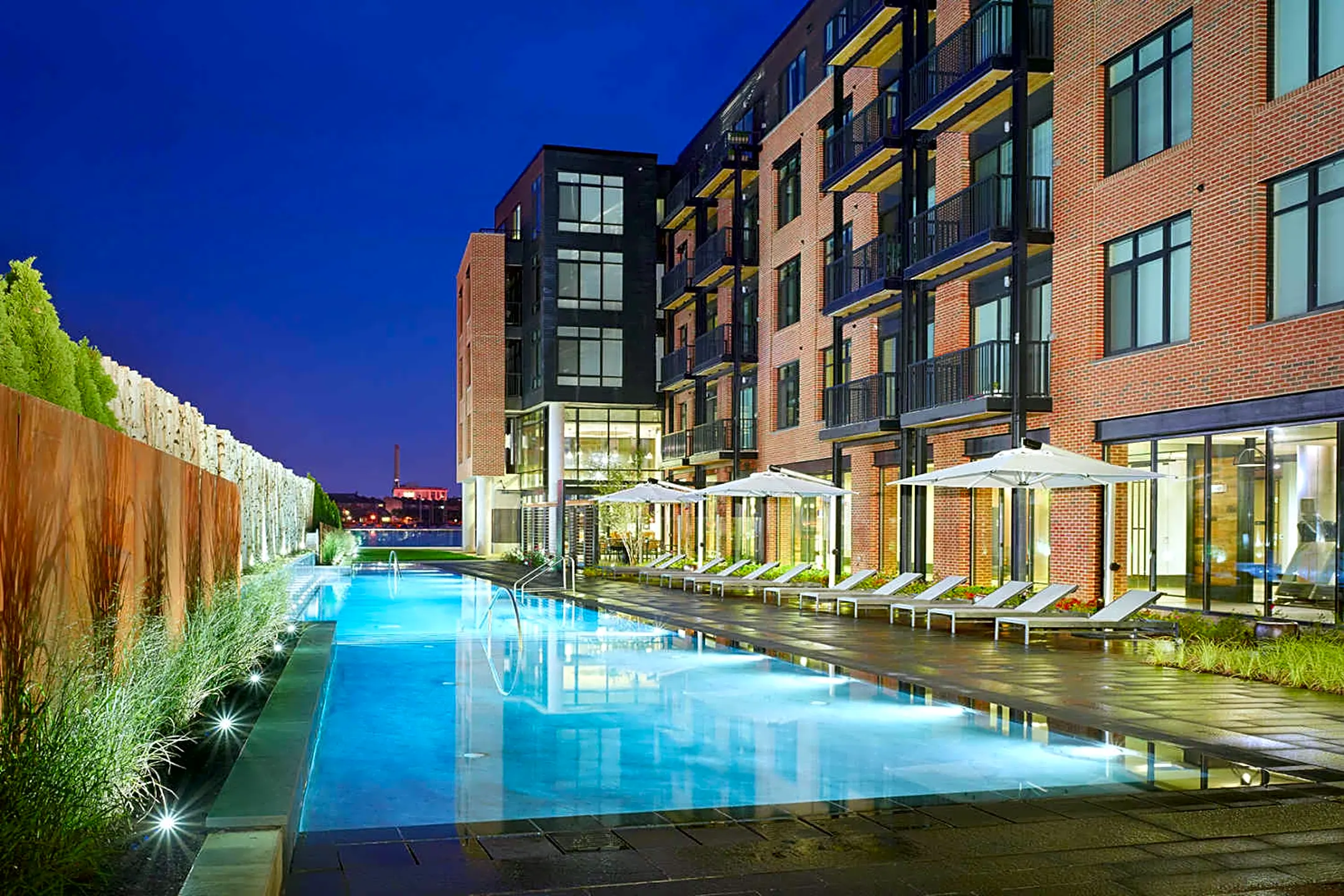 Pool - Union Wharf Apartments - Baltimore, MD