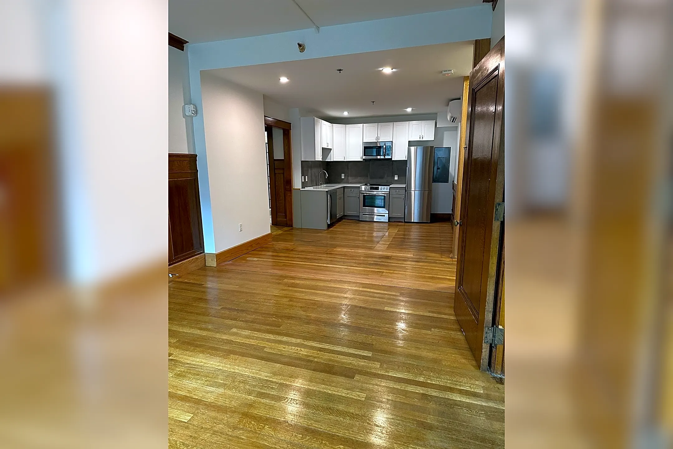 4 Elliot St 5 Apartments Brattleboro, VT 05301