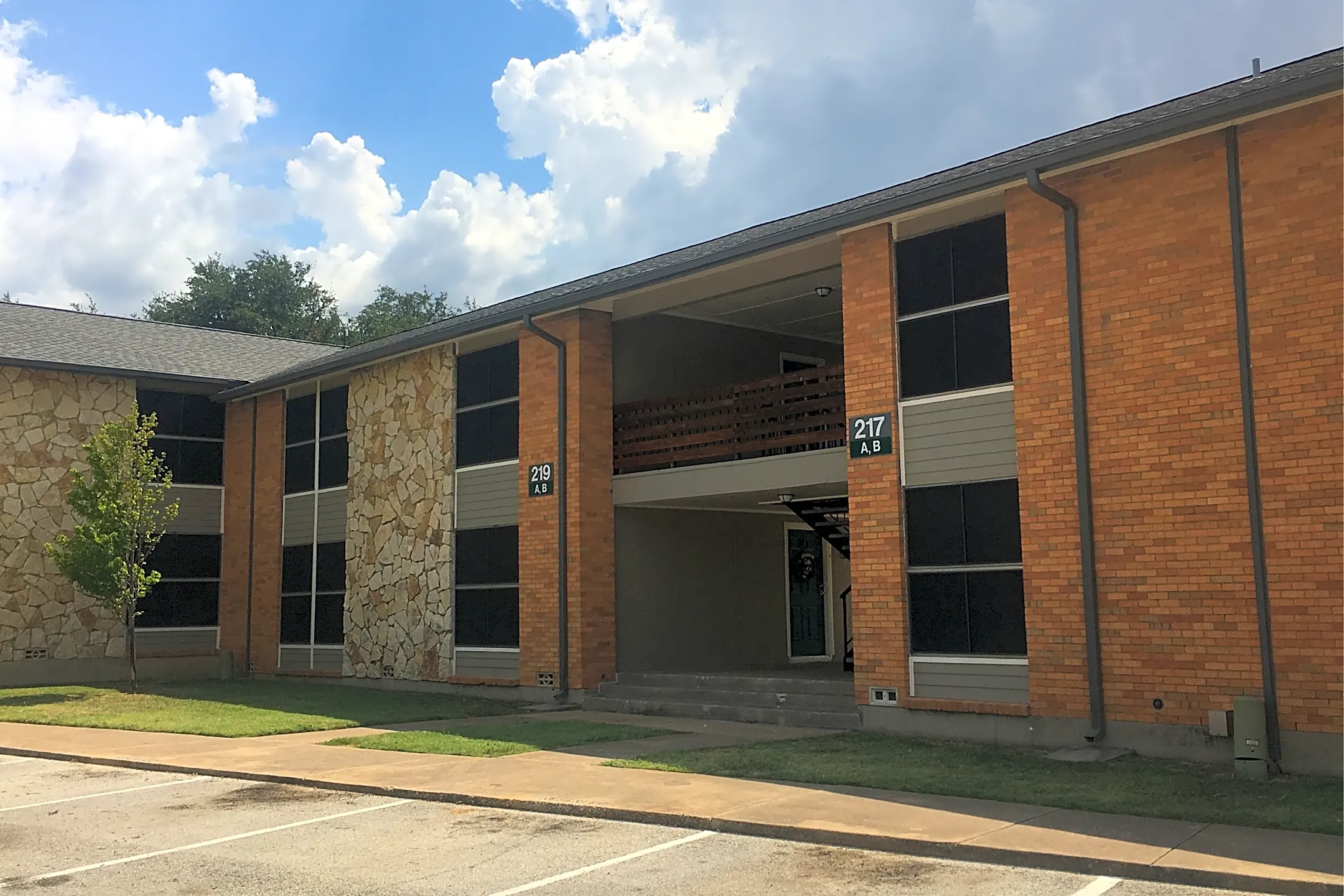 The Xander At James Apartments Fort Worth, TX 76134