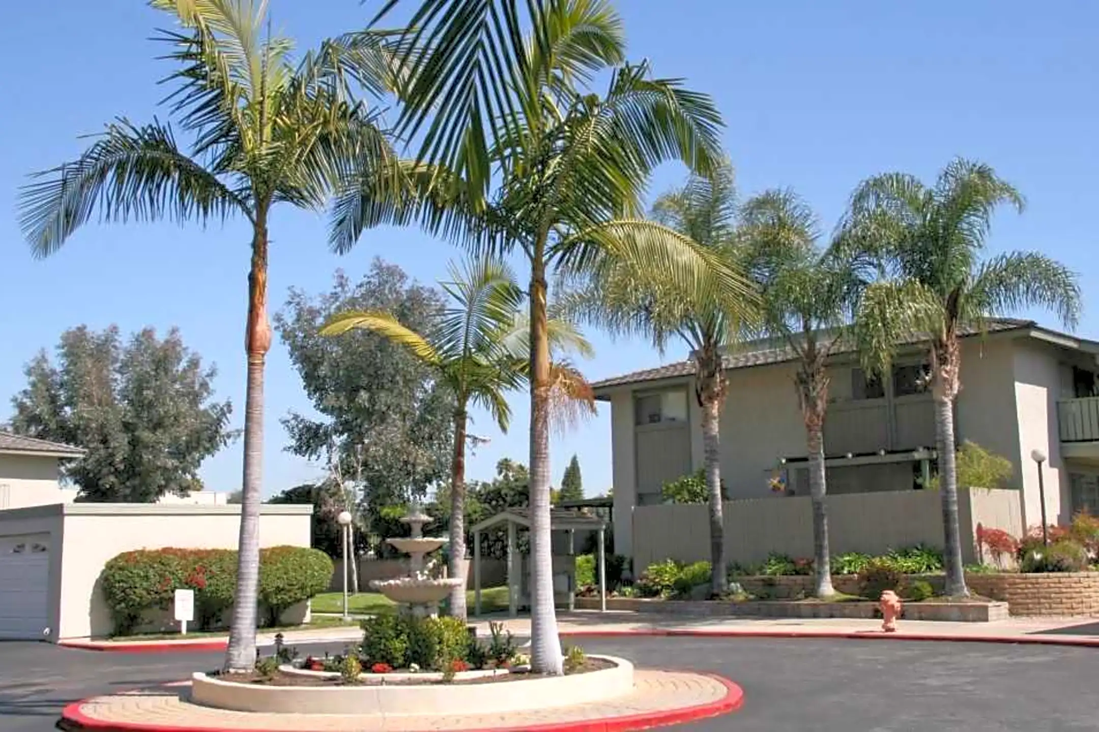 Building - Robin Meadows - Orange - Orange, CA