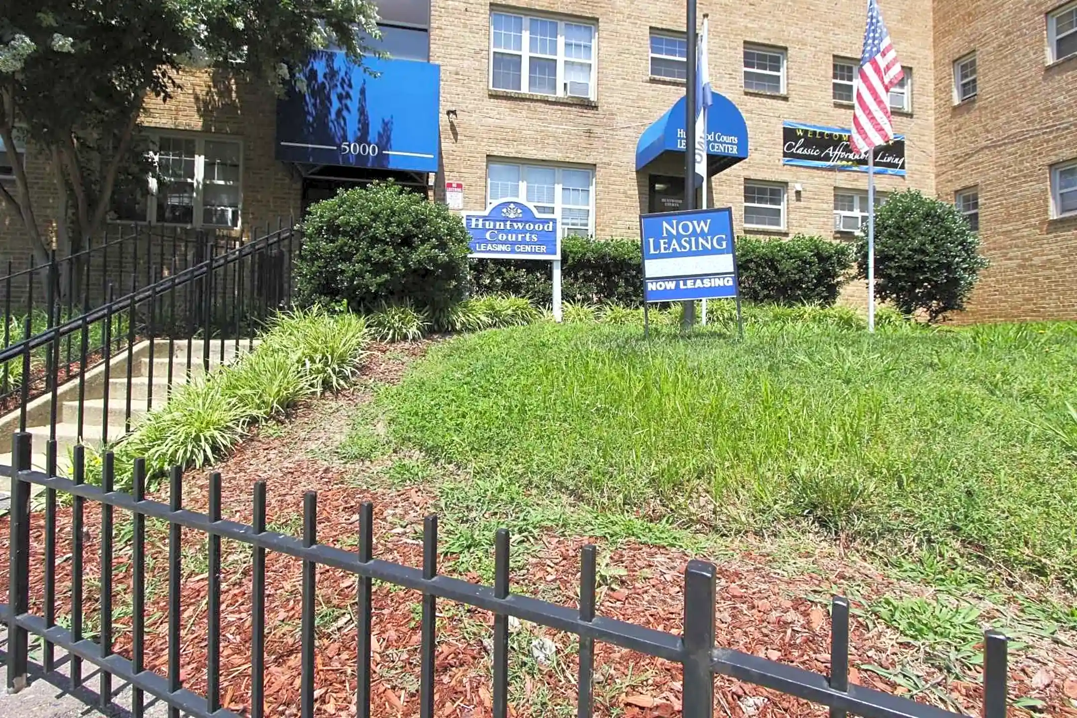 Huntwood Courts Washington DC 20019