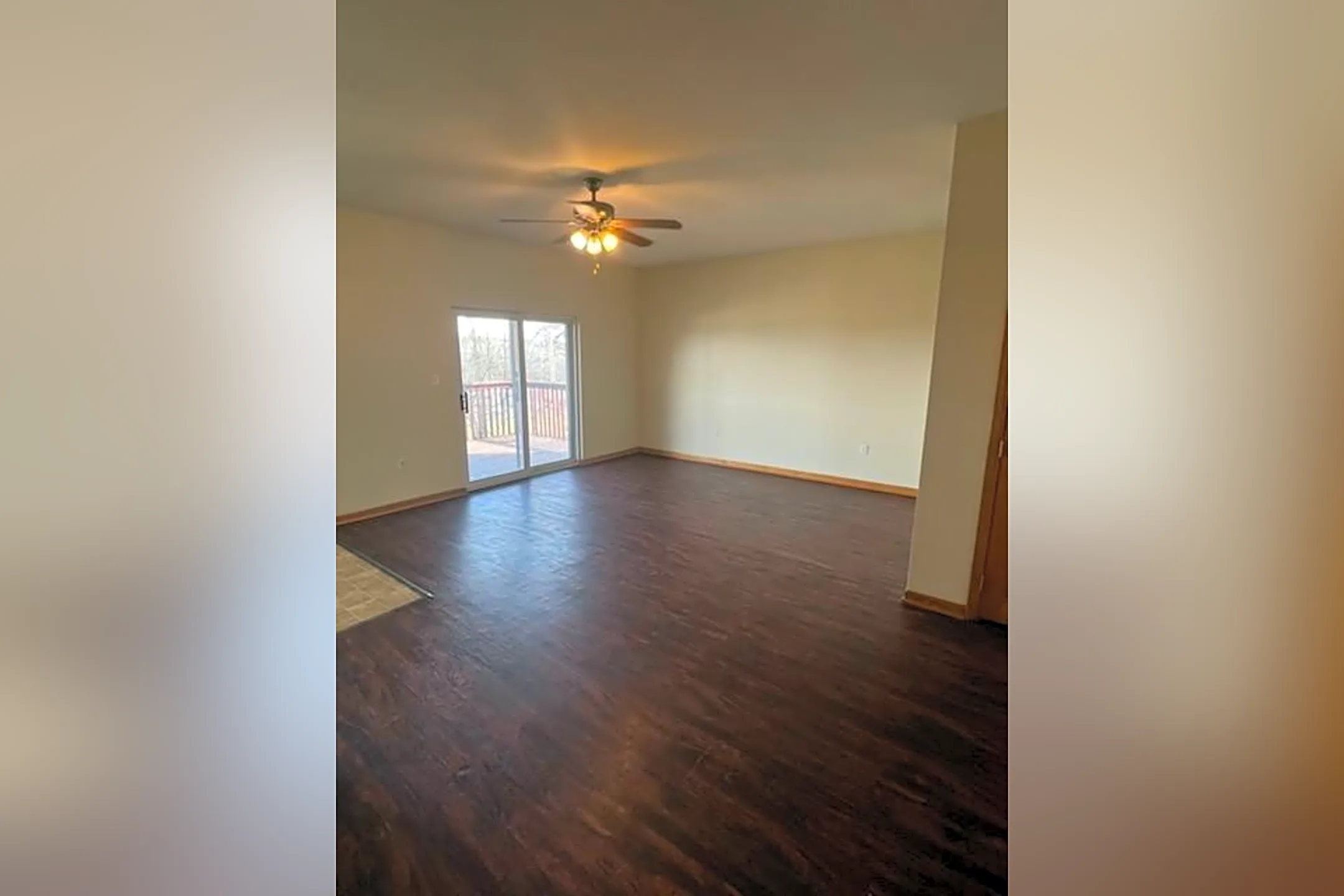 425 Thornton St Apartments - Leavenworth, KS 66048