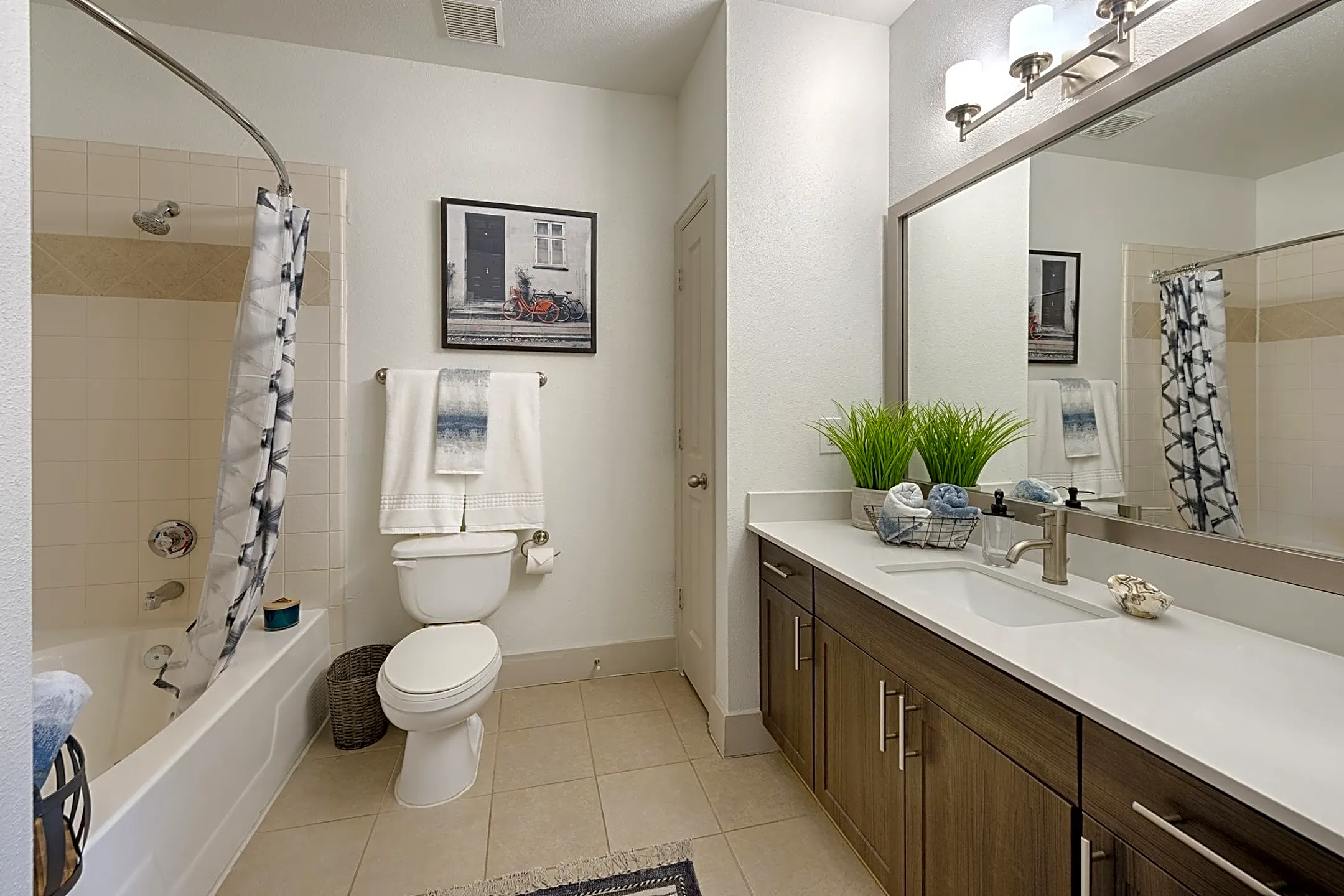 Bathroom - 2222 Smith - Houston, TX