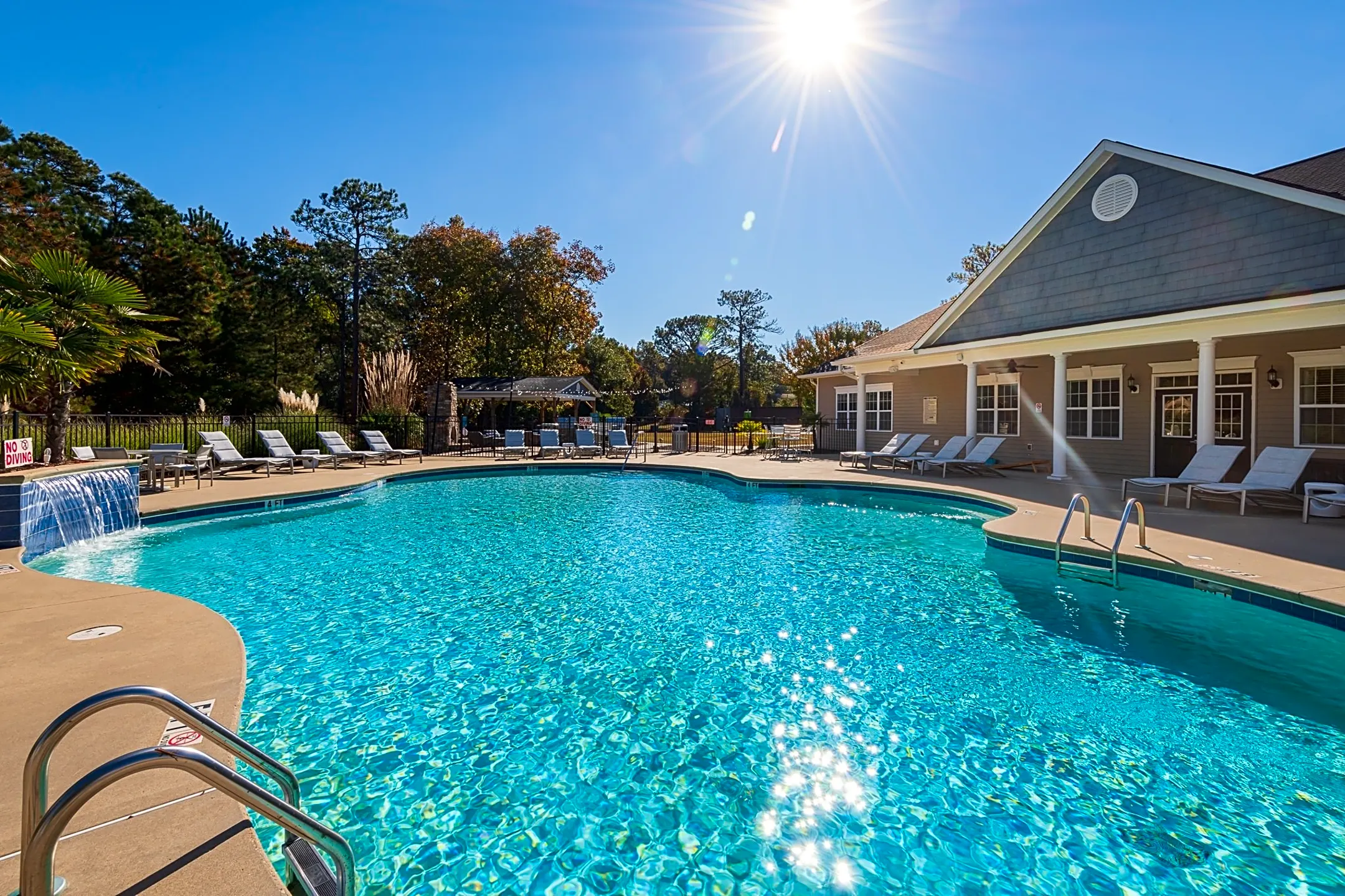 Waterford Apartments 801 Shell Dr Spring Lake, NC Apartments for