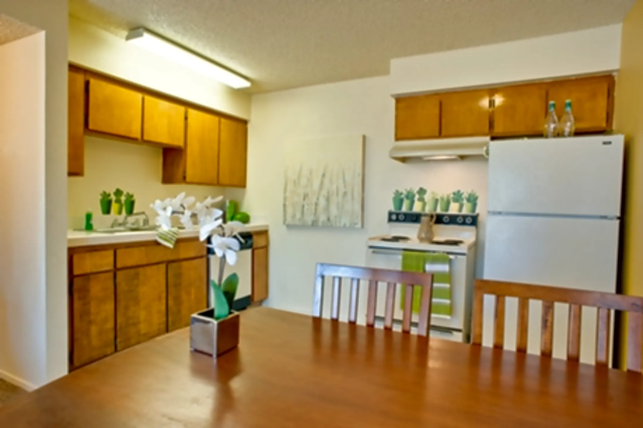 Golden Meadows 14460 W California Ave Kerman, CA Apartments for