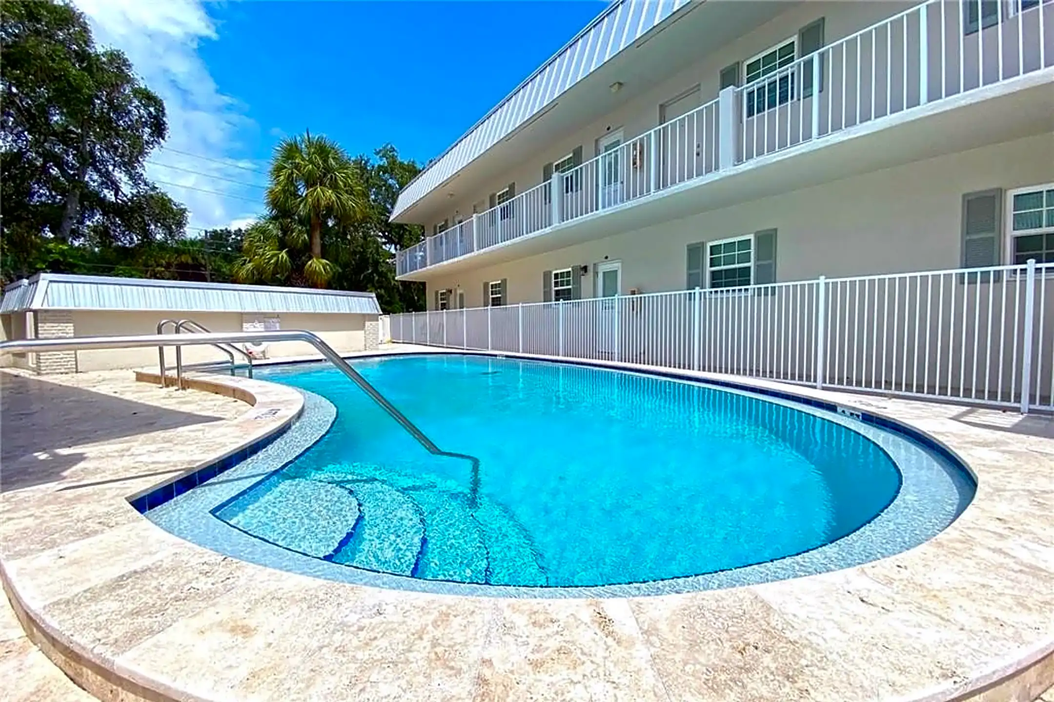 Pool - 900 Jasmine Ln #204A - Vero Beach, FL