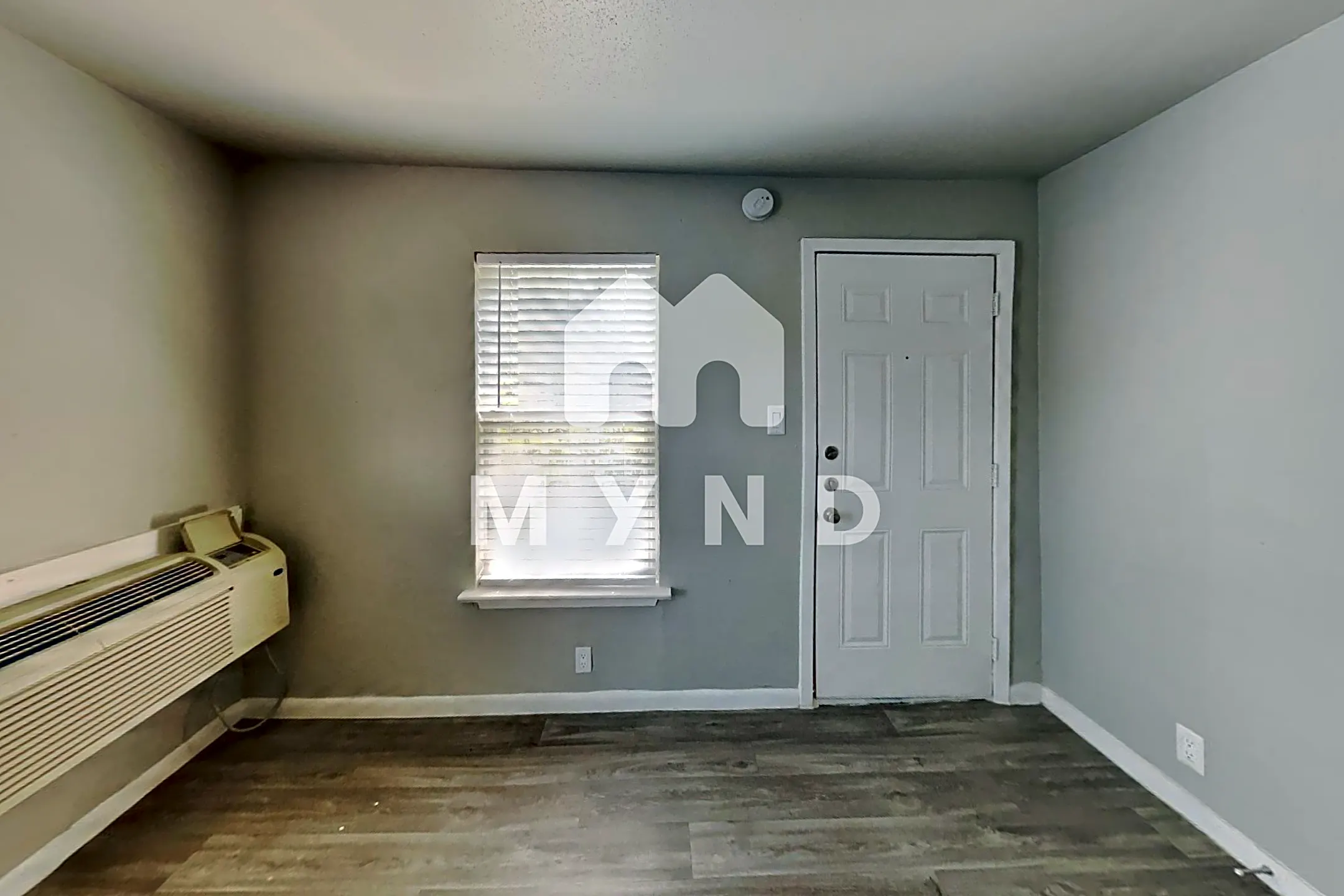1724 Pear Street Unit 4 - Dallas, TX