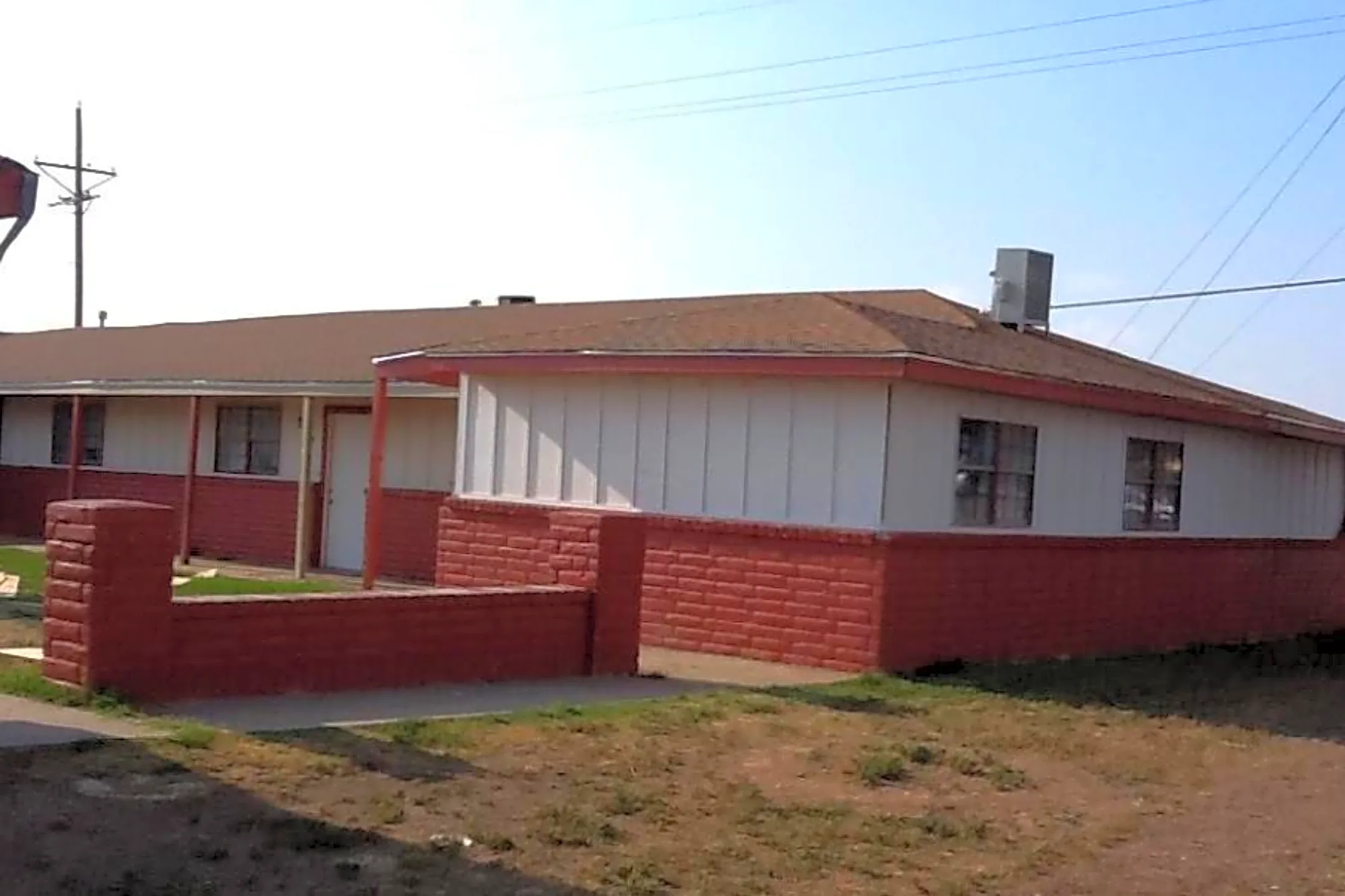 Jasmine Apartments 1301 S Maddox Ave Dumas, TX Apartments for Rent