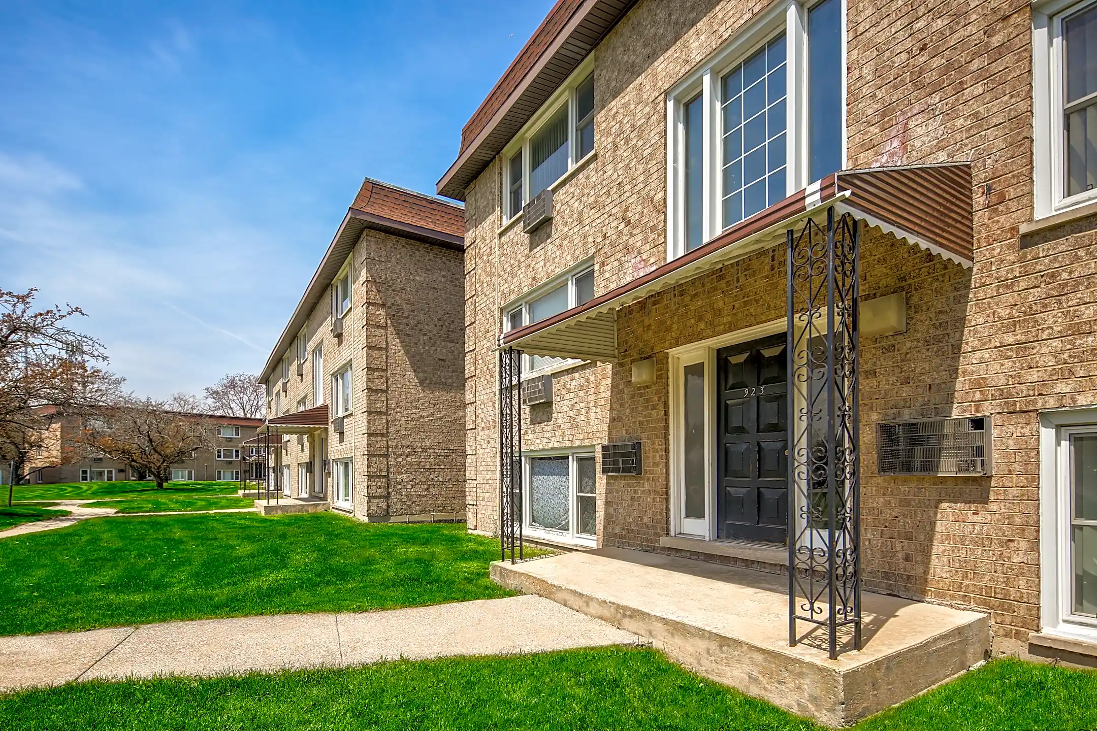 Broadview Apartments 1015 W 19th St Broadview, IL Apartments for