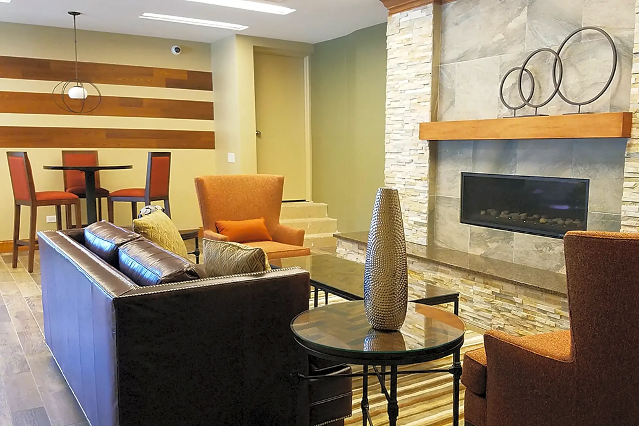 The Arbors of Glen Ellyn Glen Ellyn, IL 60137