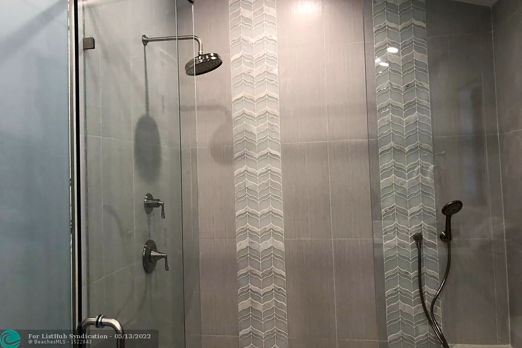 Bathroom - 1001 Coconut Dr #1001 - Fort Lauderdale, FL