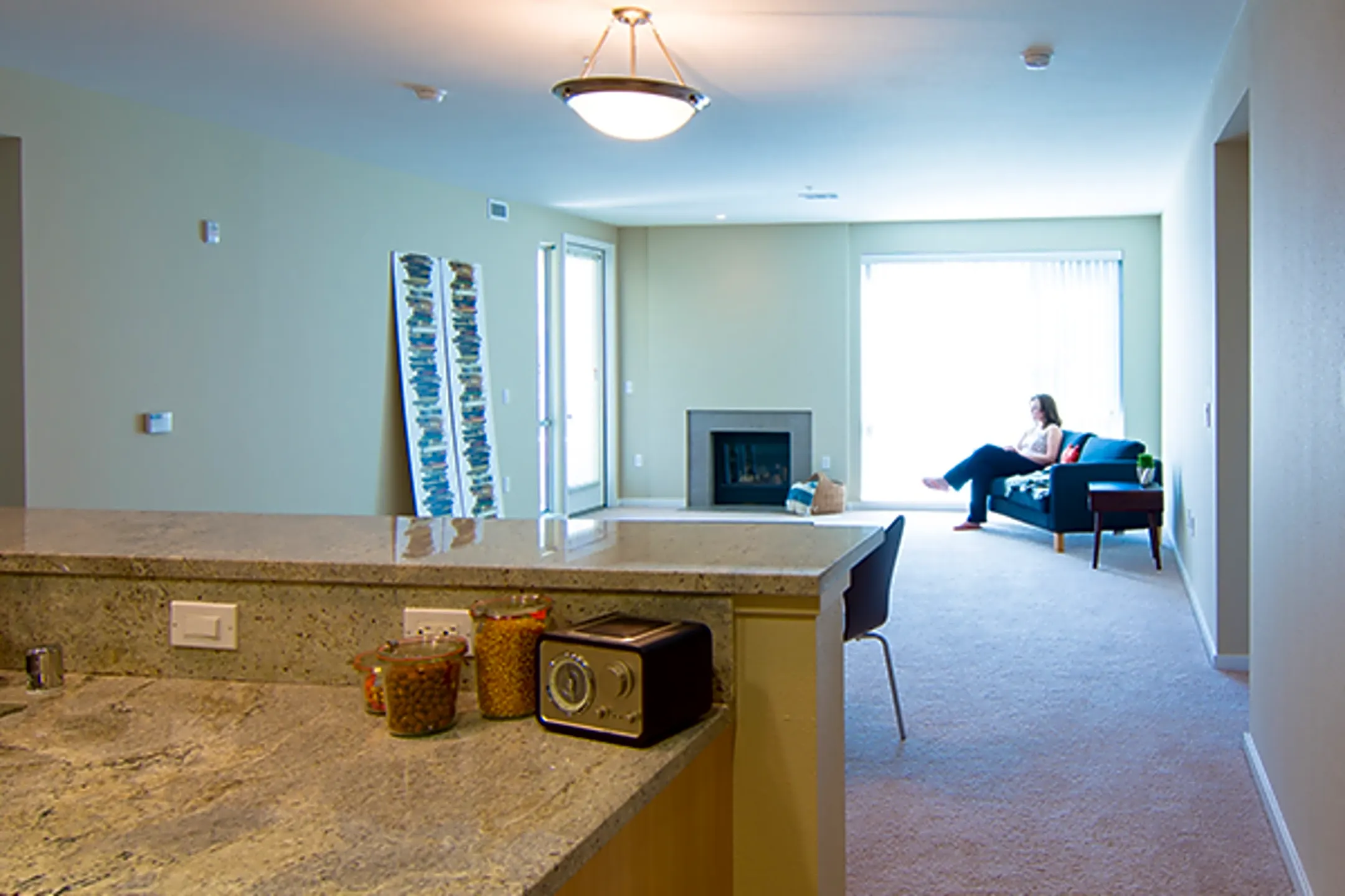 The Mercer 1655 N Calif Blvd Walnut Creek, CA Apartments for Rent