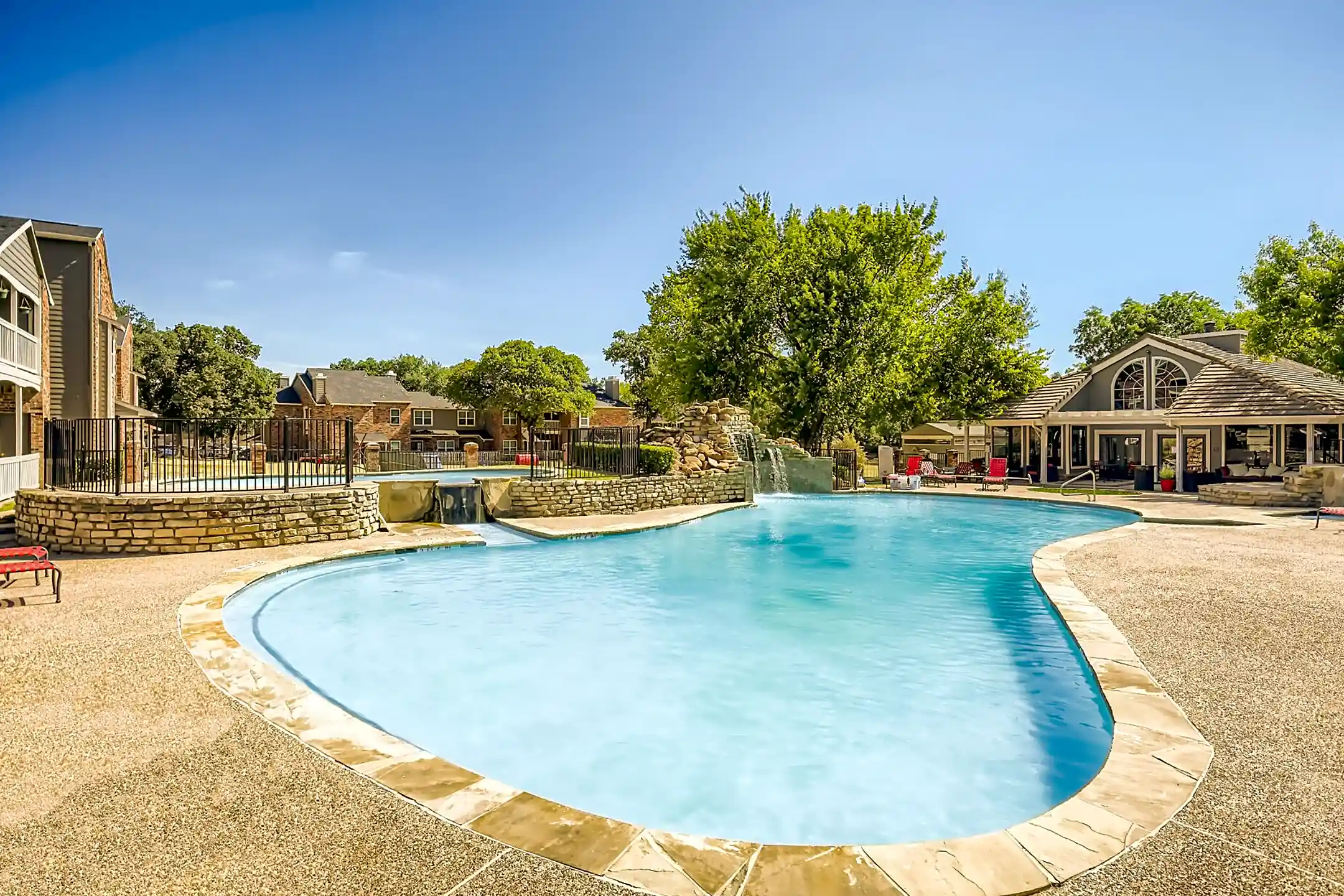 Tall Timbers Apartments Euless, TX 76039