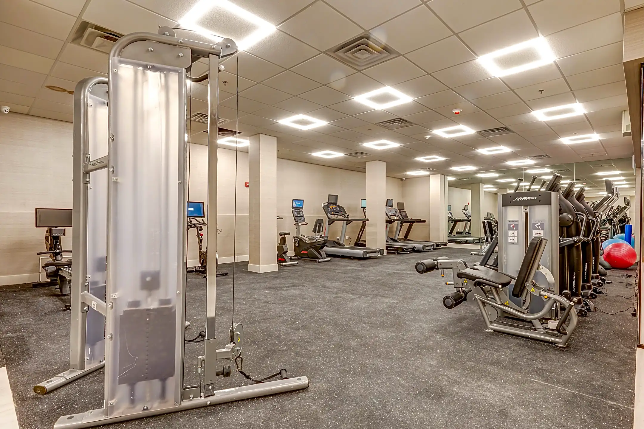 Fitness Weight Room - Indigo Residence - Newark, NJ