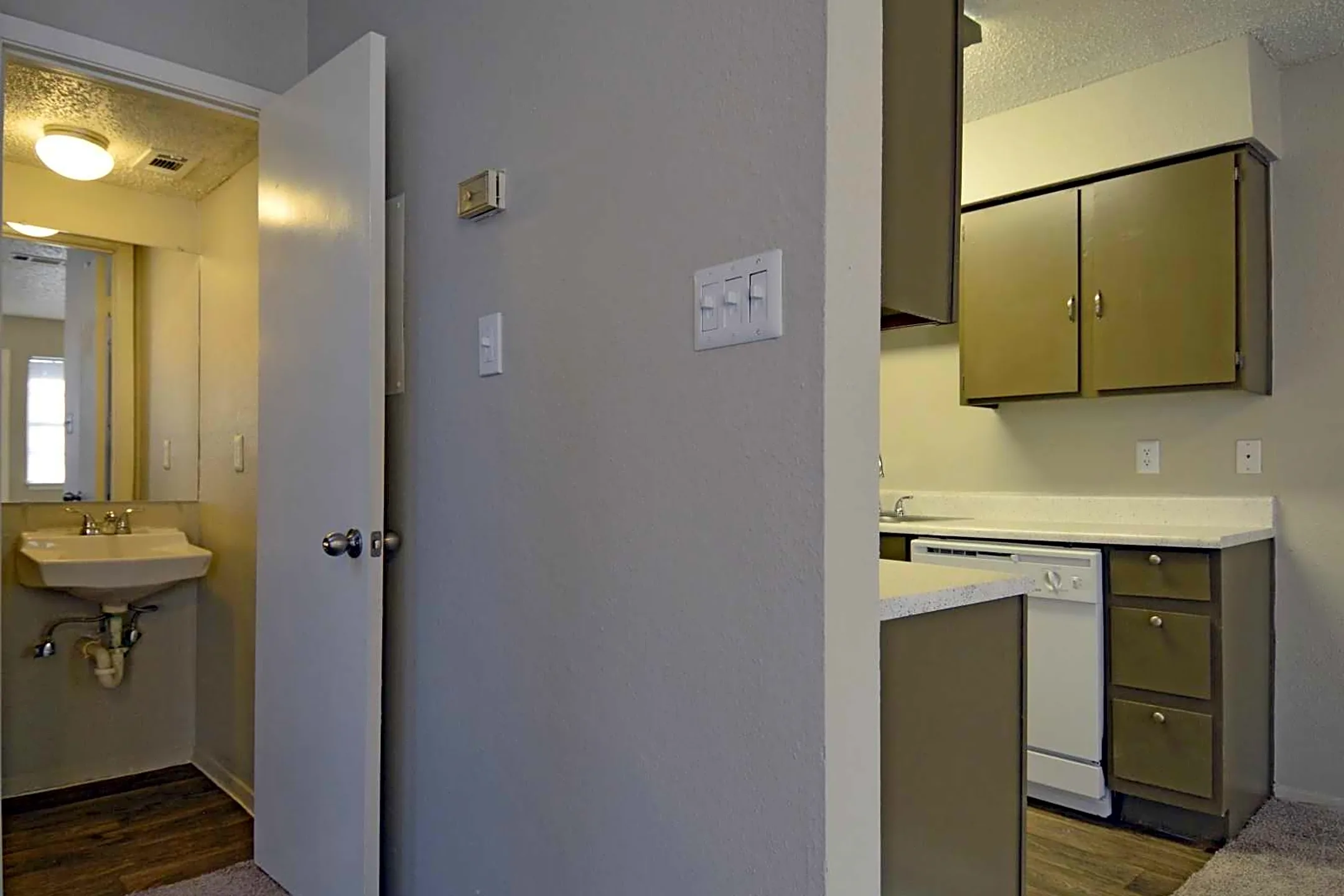 Bathroom - 31 Thirty Apartments - Bryan, TX