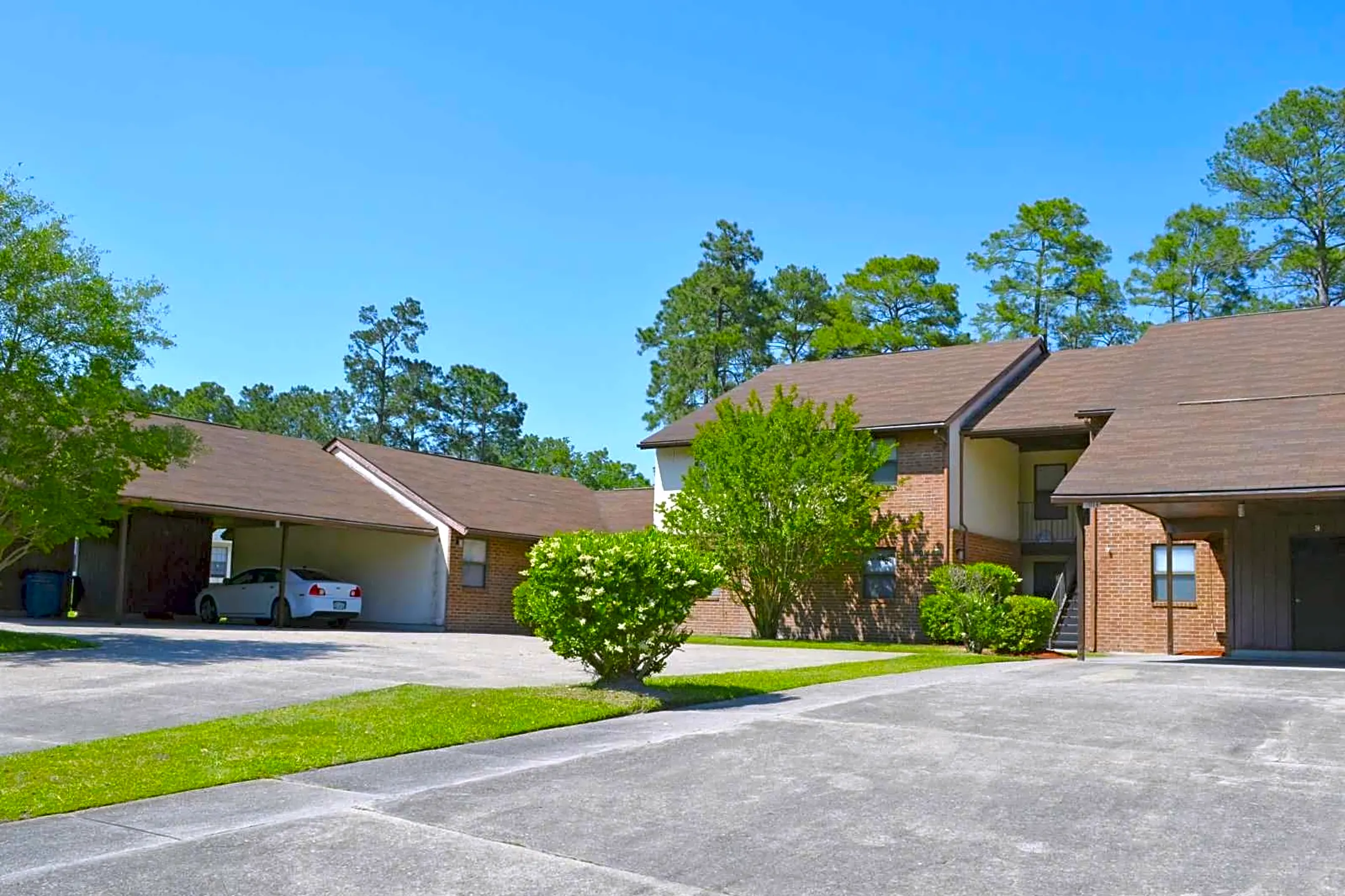 Fort Stewart Family Housing 50 Austin Road, Building LW50 Fort