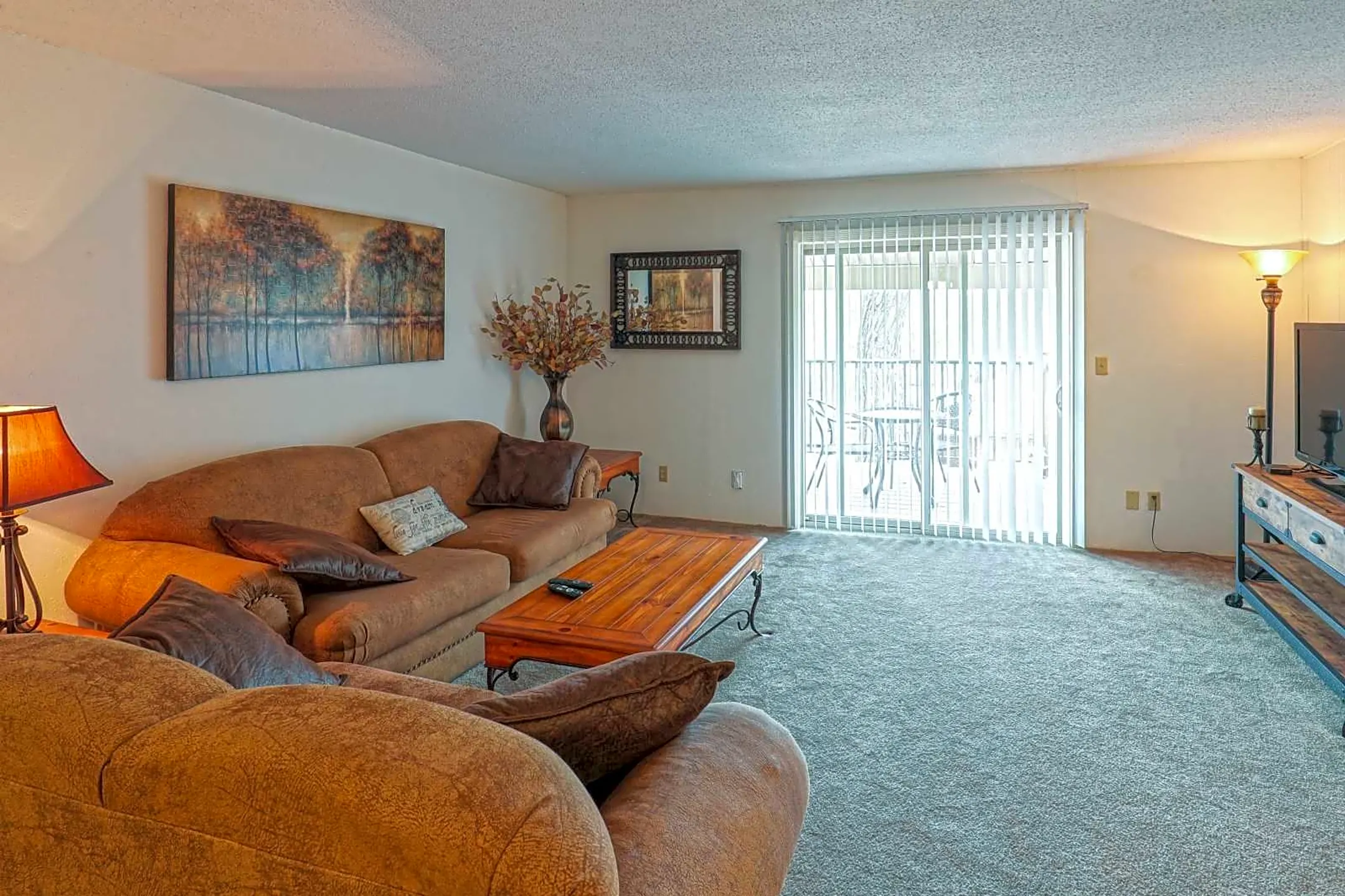 Tall Oaks Apartment Homes Apartments - Wichita, KS 67220