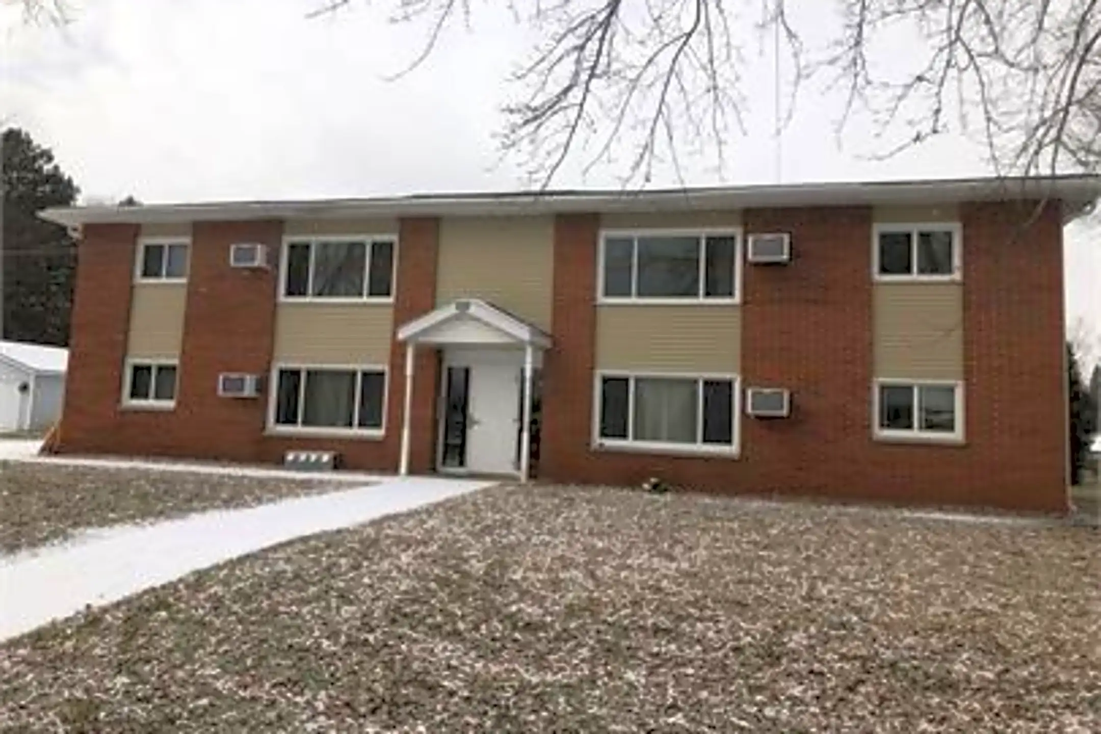 259 Percy Ave Apartments Oconto, WI 54153