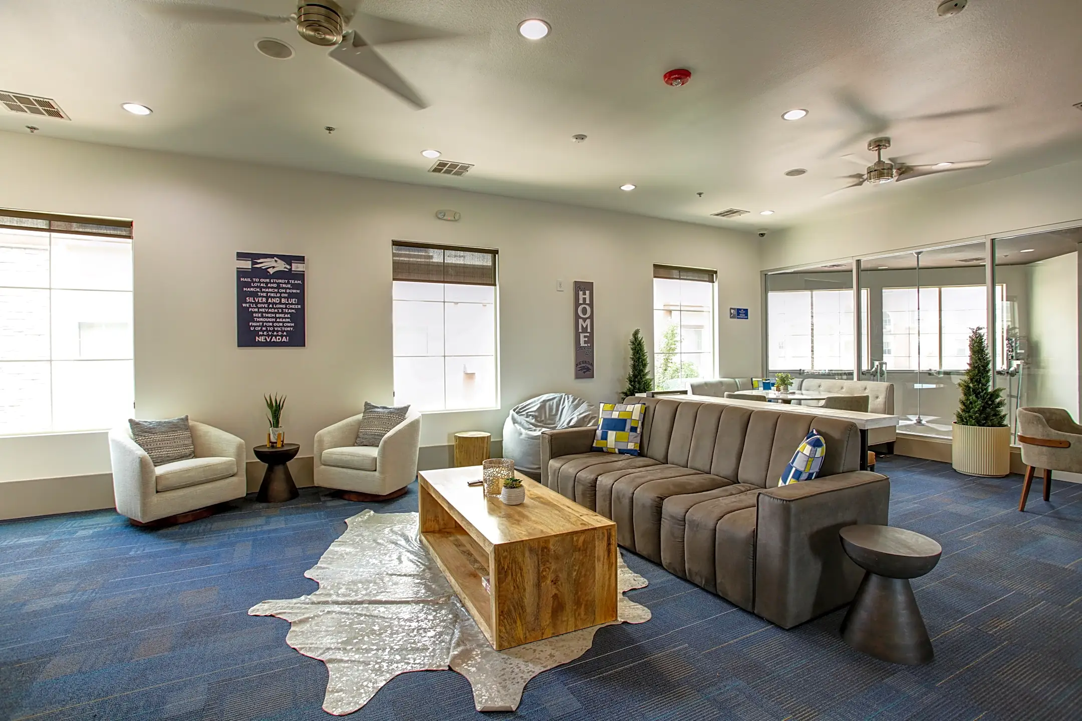 Living Room - Green Leaf Republic Student Living - Reno, NV