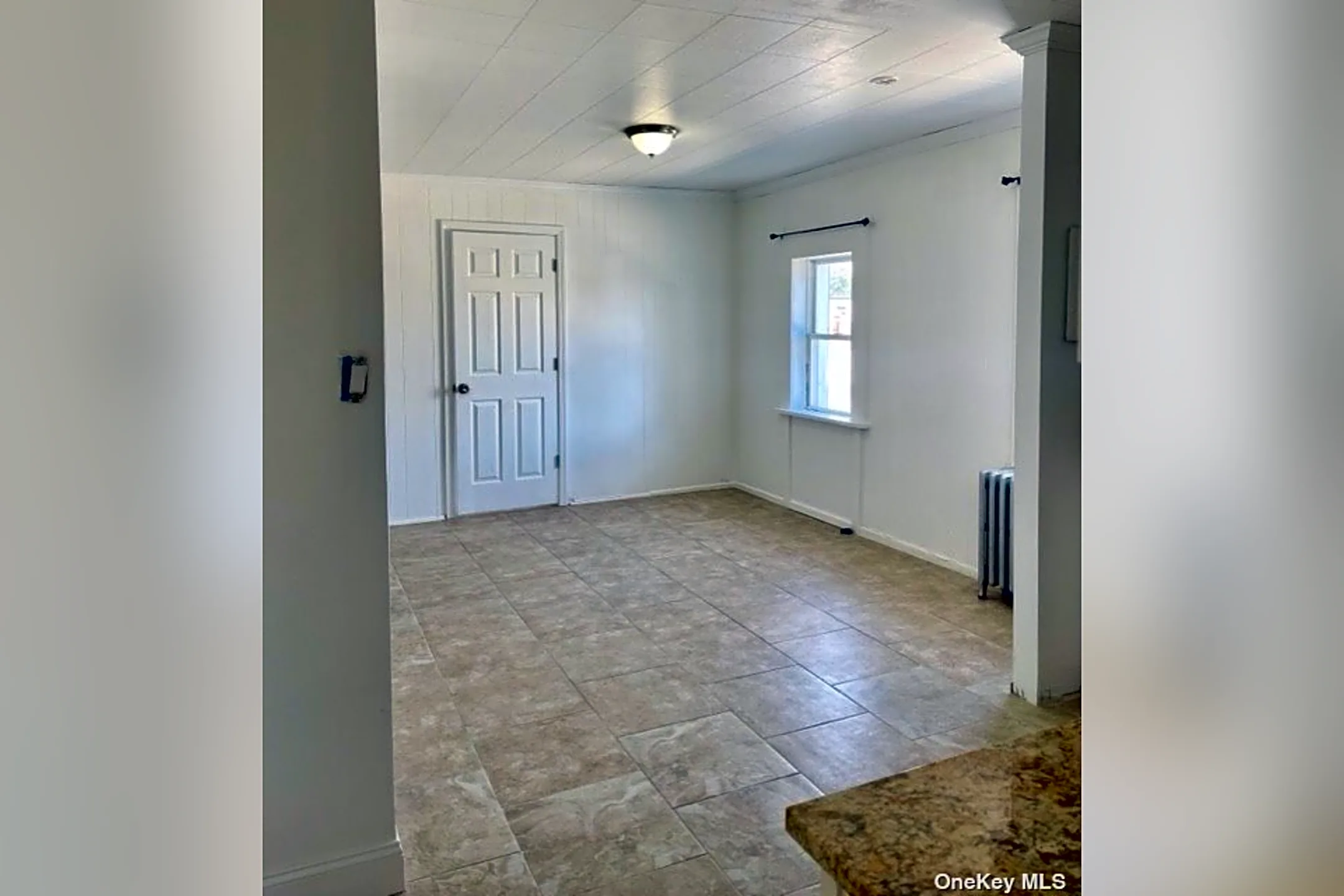 118 Jericho Turnpike 1R Houses Mineola, NY 11501