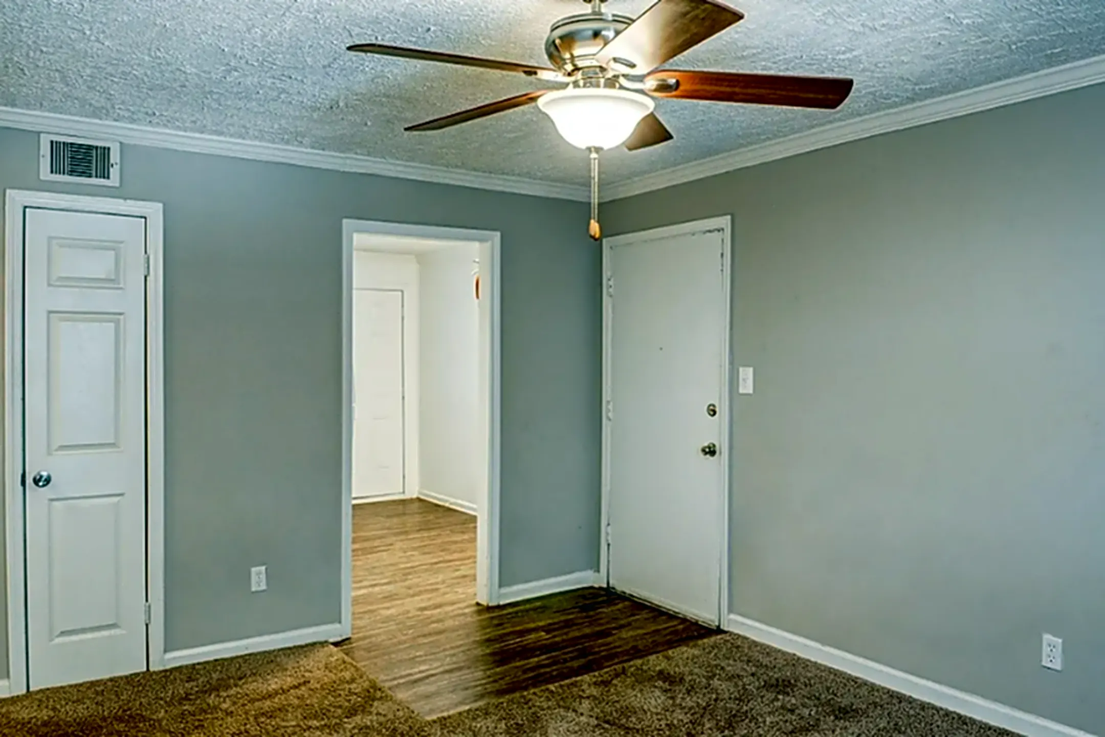 Bedroom - Centry on Main Street - Forest Park, GA