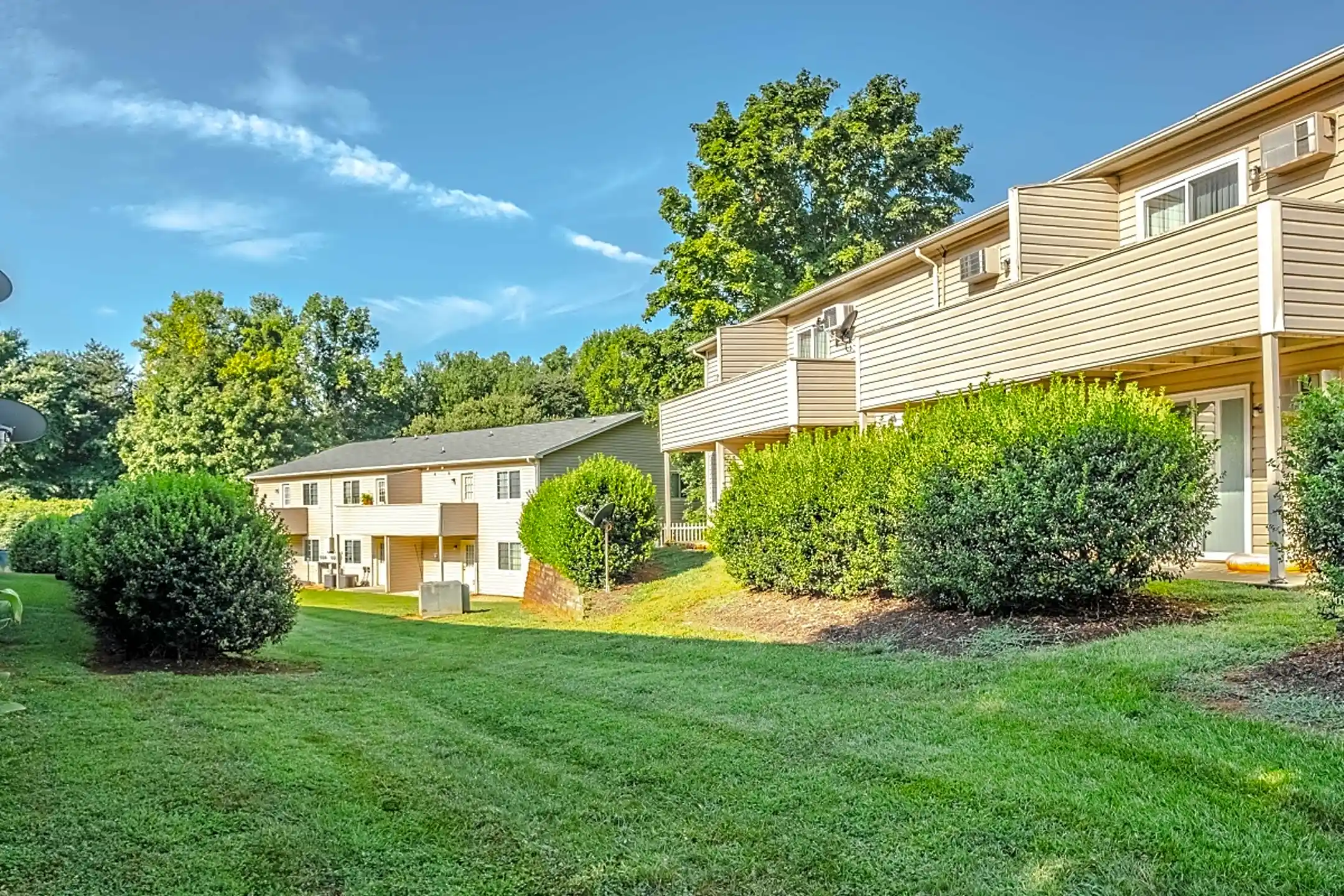 Oakwood Apartments 745 Boundary St Newton, NC Apartments for Rent Rent.