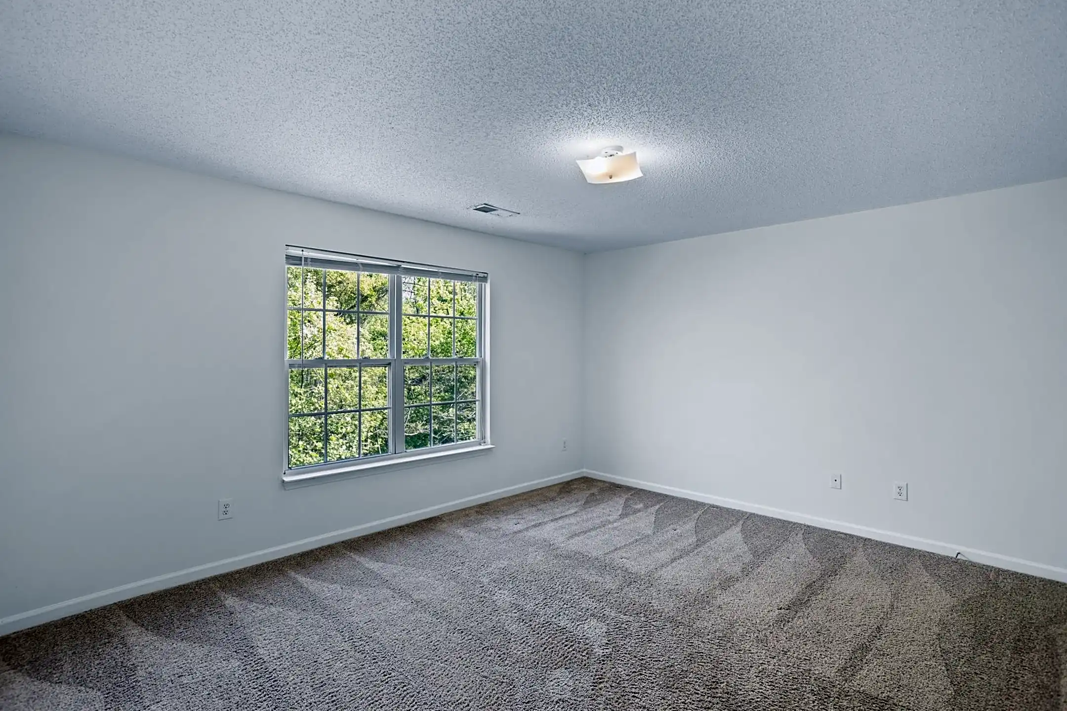 Greenhaven Trace 800 Greenhaven Dr Greensboro, NC Apartments for