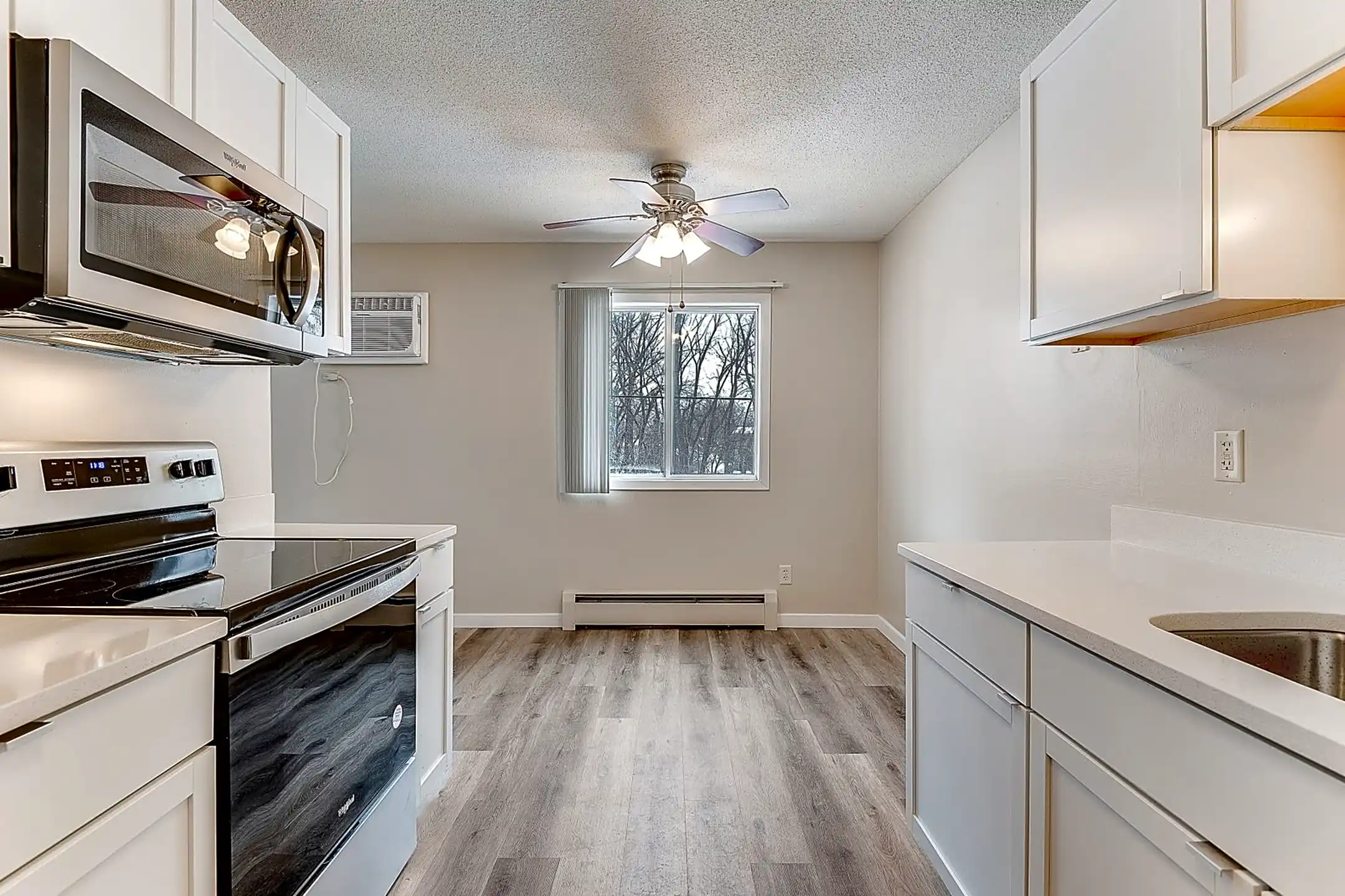 265 Silver Lake Rd NW 265 Silver Lake Rd NW unit 265201 New Brighton, MN Apartments for