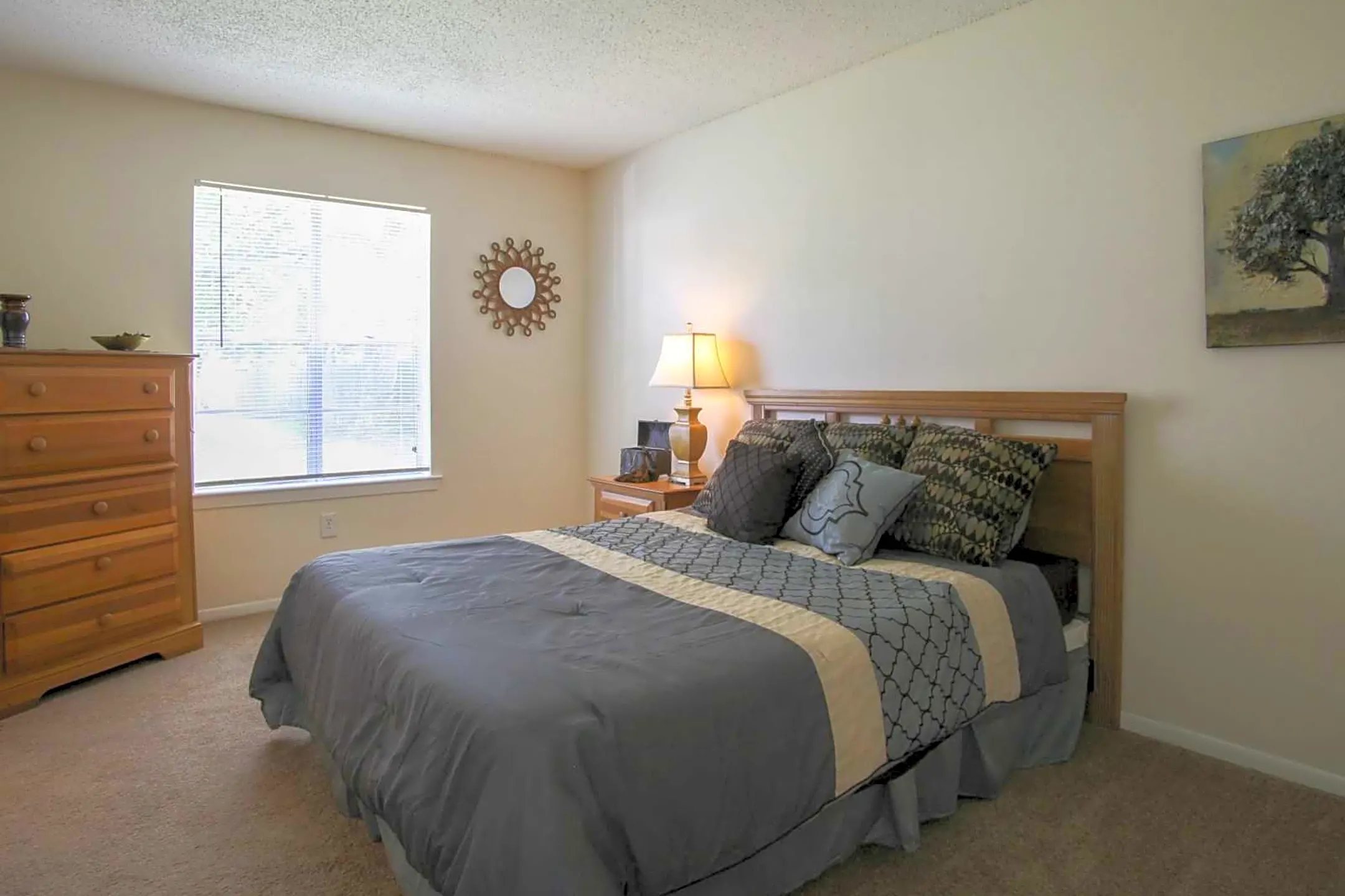 Bedroom - Country Haven Apartments - Saraland, AL