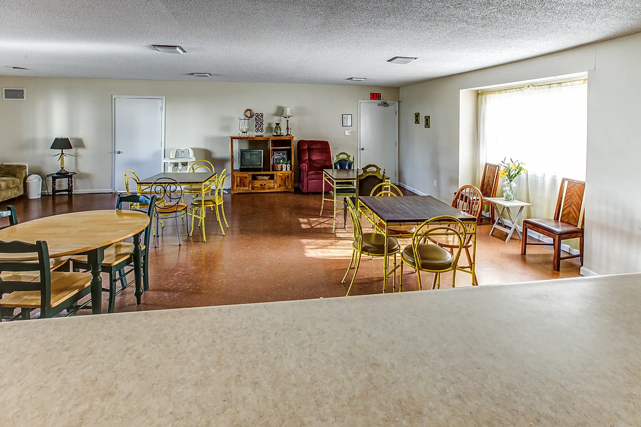 Fairview Village 812 Fairview Dr Lexington, NC Apartments for Rent