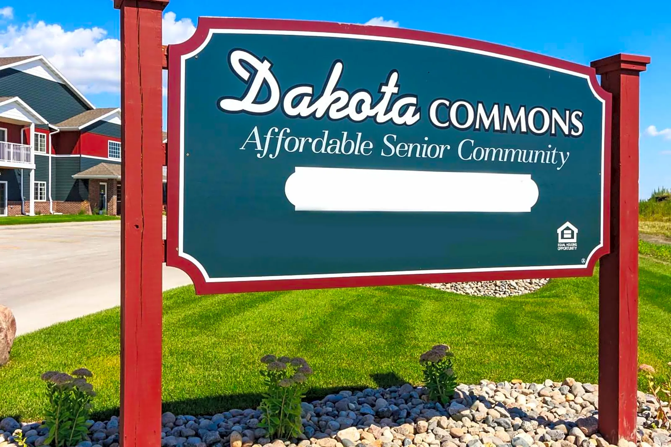Community Signage - Dakota Commons Townhomes and Apartments - West Fargo, ND