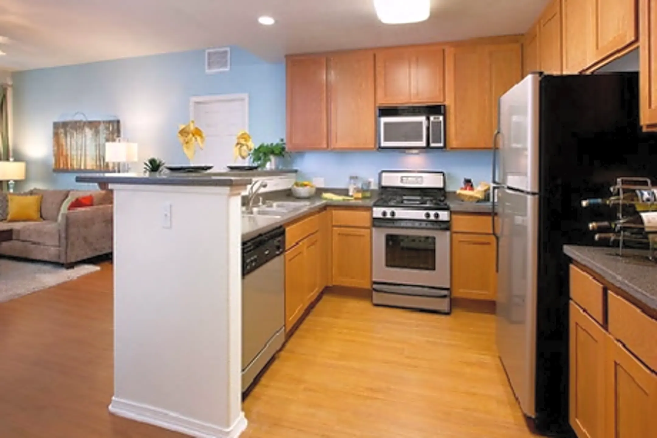 Ralston Courtyards Apartments 5525 Ralston St Ventura, CA