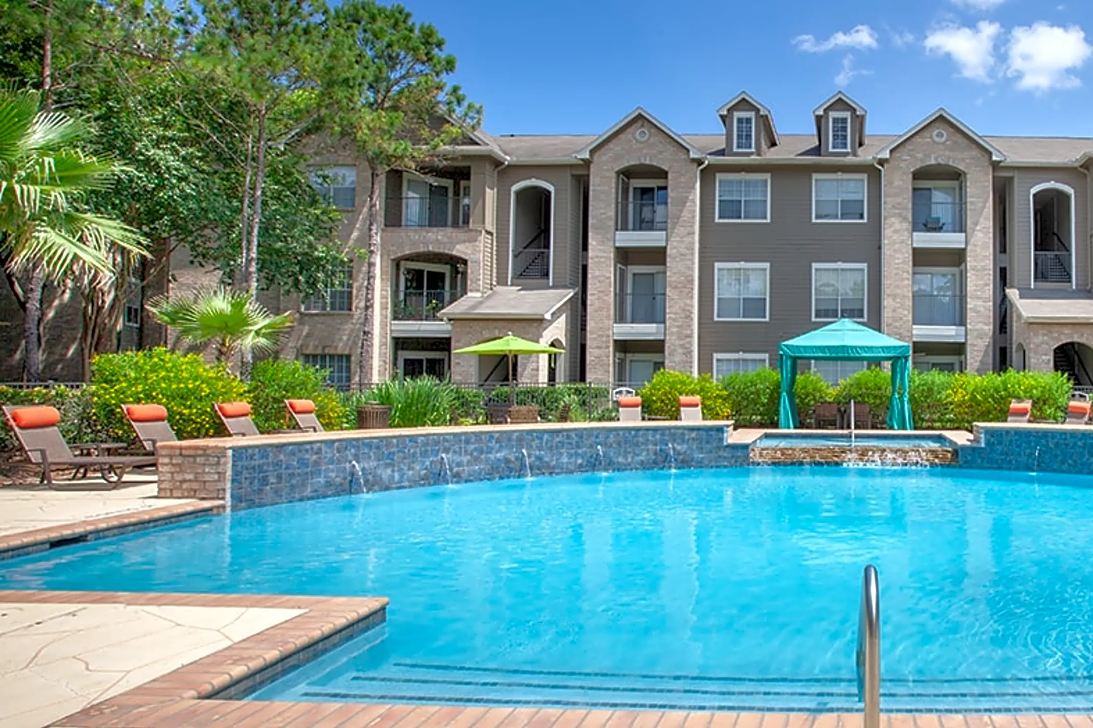 Park Place Apartments - Houston, TX 77084