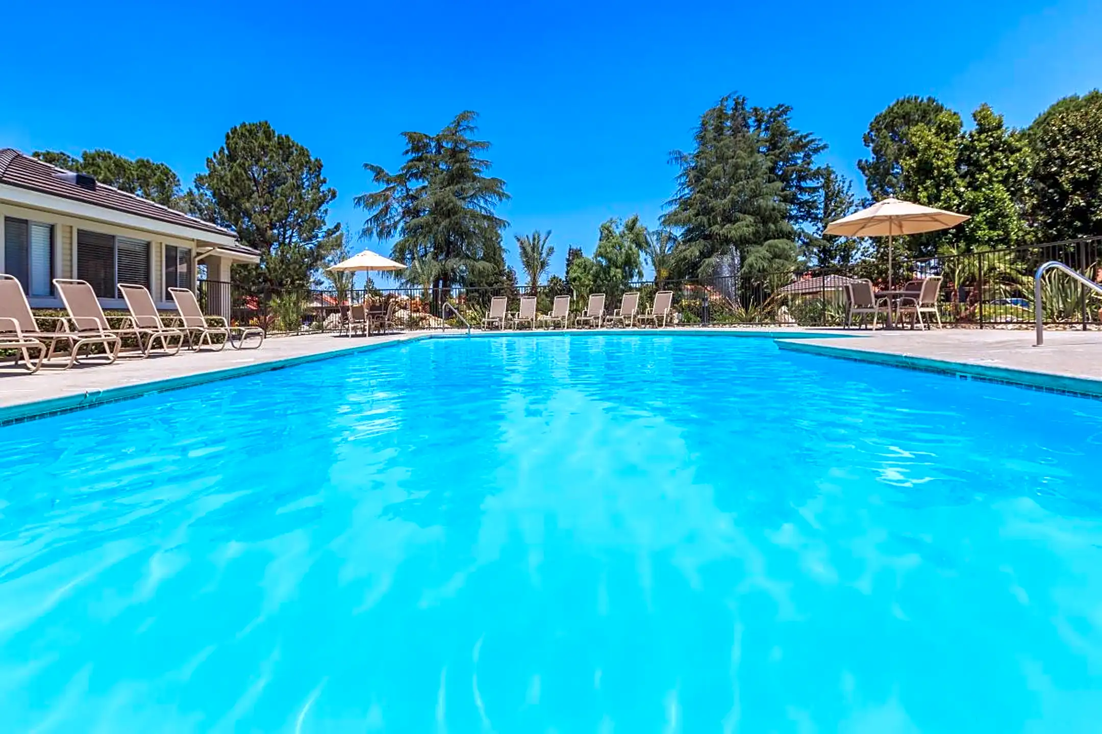 The Springs Apartment Homes Bakersfield, CA 93311