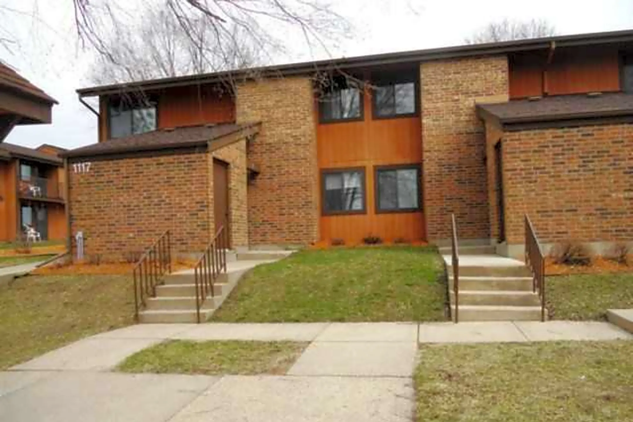 Baraboo Court Apartments - 1119 12th St | Baraboo, WI for Rent | Rent.