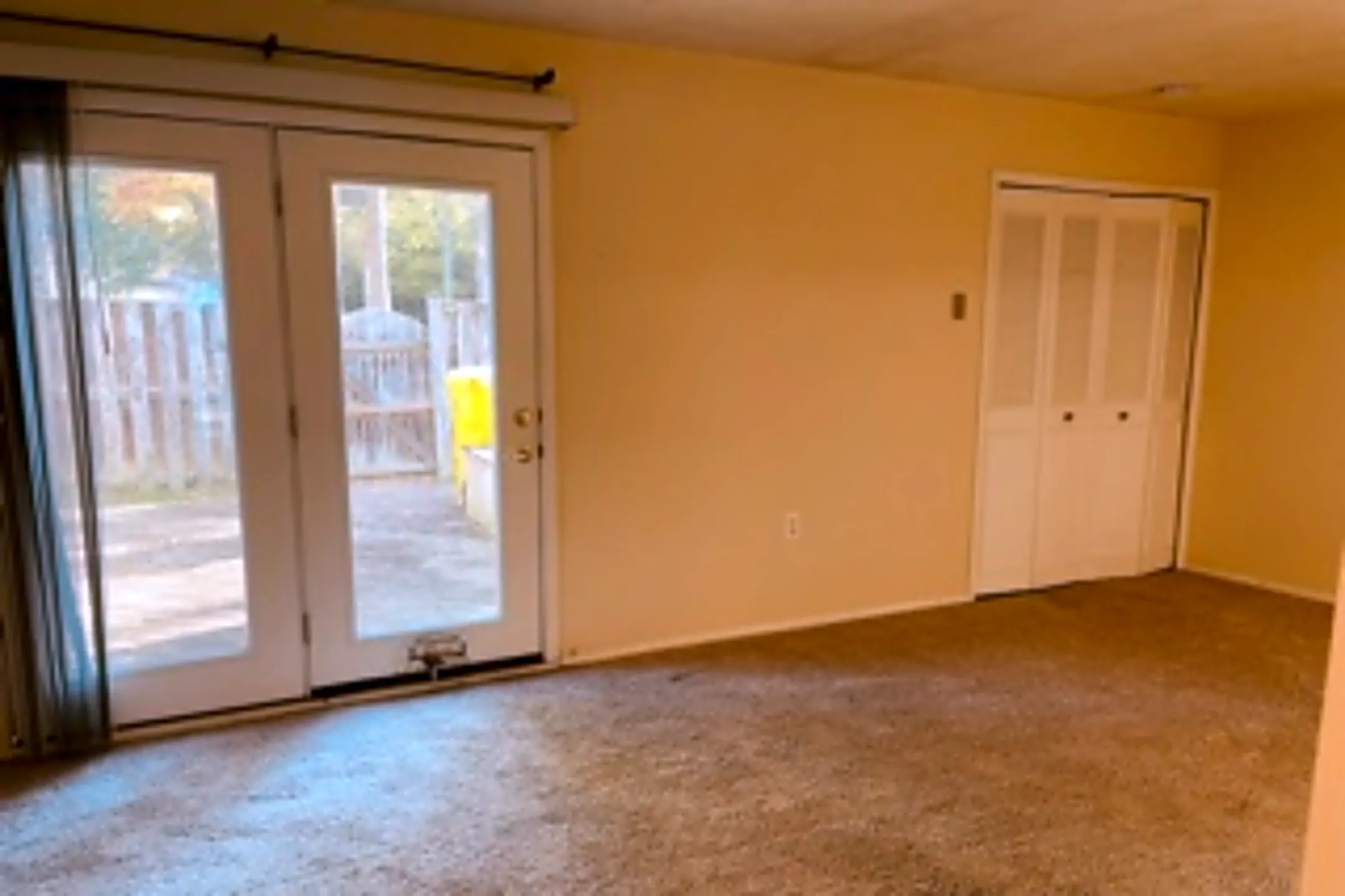 1716 Greentree Ct 1716 Greentree Ct unit 1 Crofton, MD Townhomes