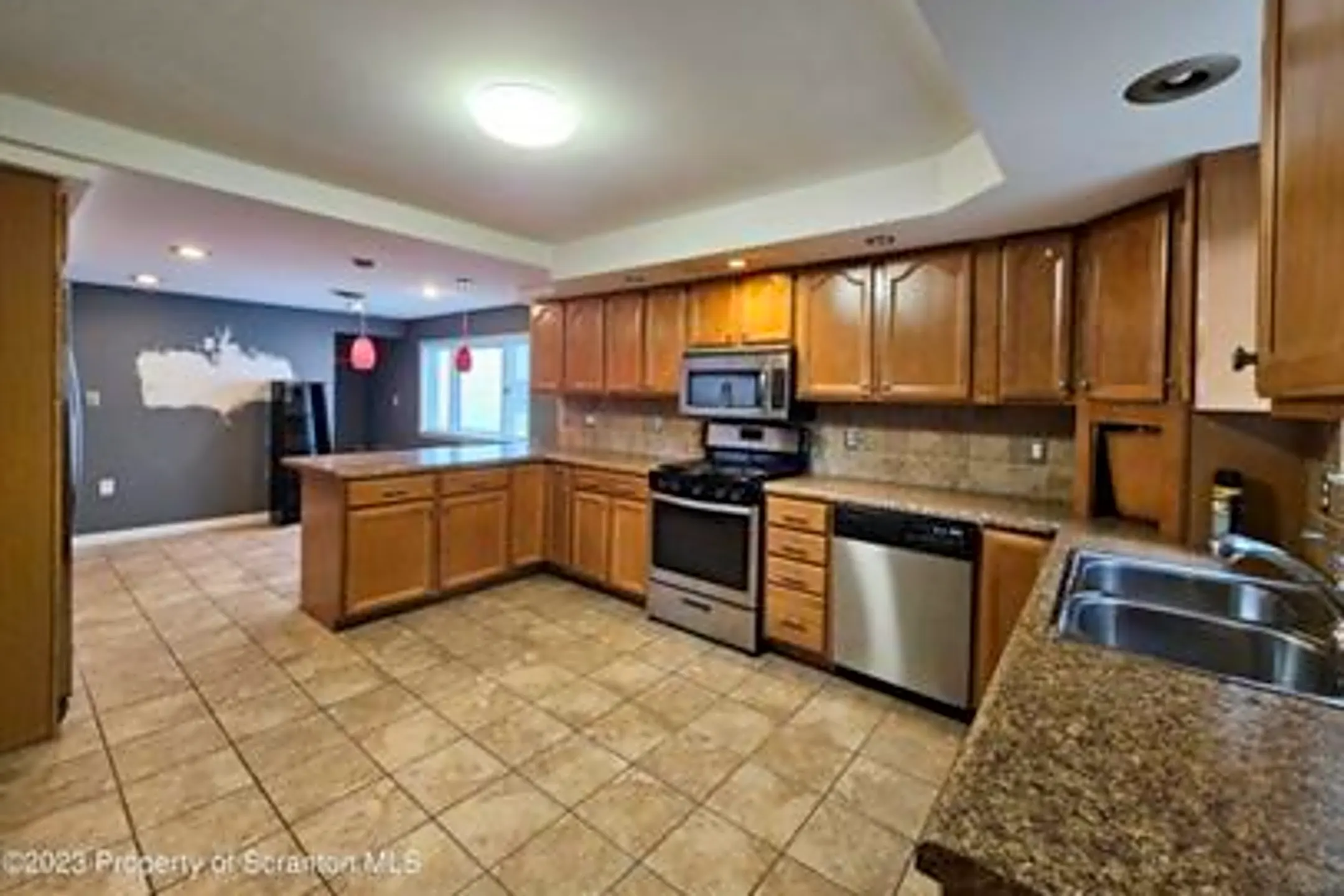 108 Penn St Houses Kingston, PA 18704