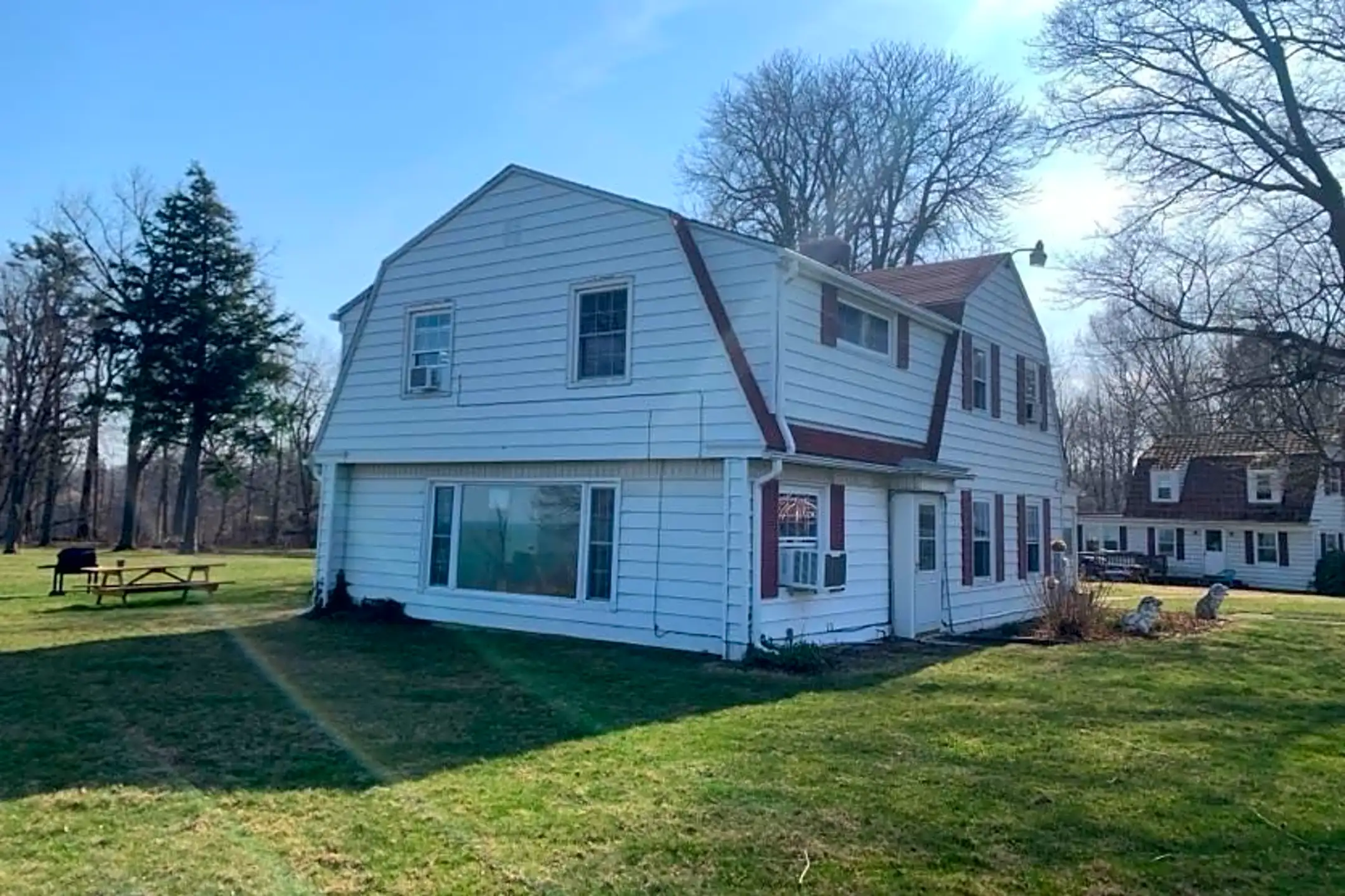 8424 E Lake Rd Erie, PA Houses for Rent Rent.